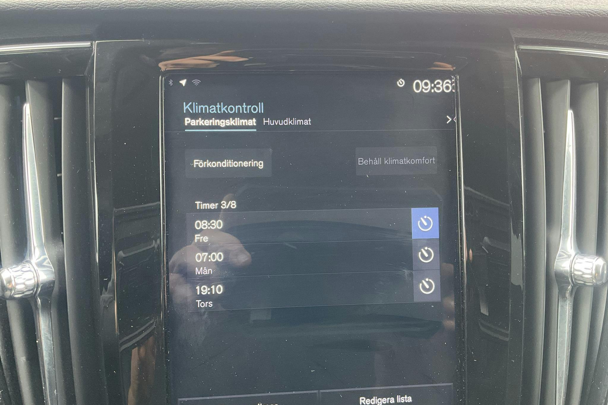 Volvo V90 D4 Cross Country AWD (190hk) - 177 430 km - Automaattinen - musta - 2019