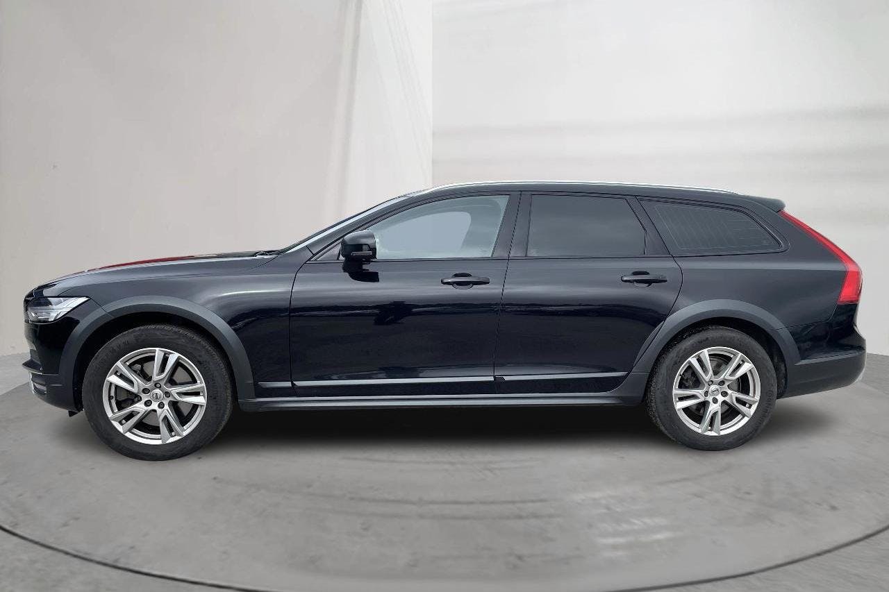 Volvo V90 D4 Cross Country AWD (190hk) - 177 430 km - Automaattinen - musta - 2019