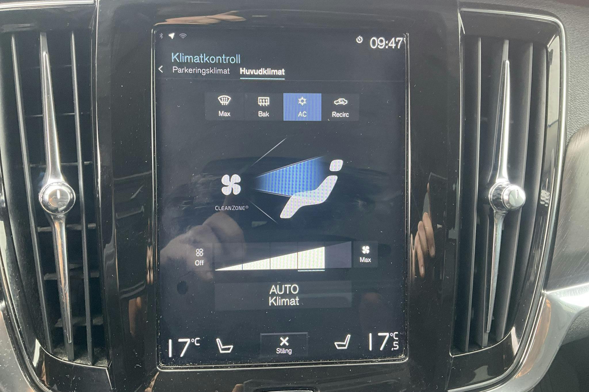 Volvo V90 D4 Cross Country AWD (190hk) - 177 430 km - Automaattinen - musta - 2019