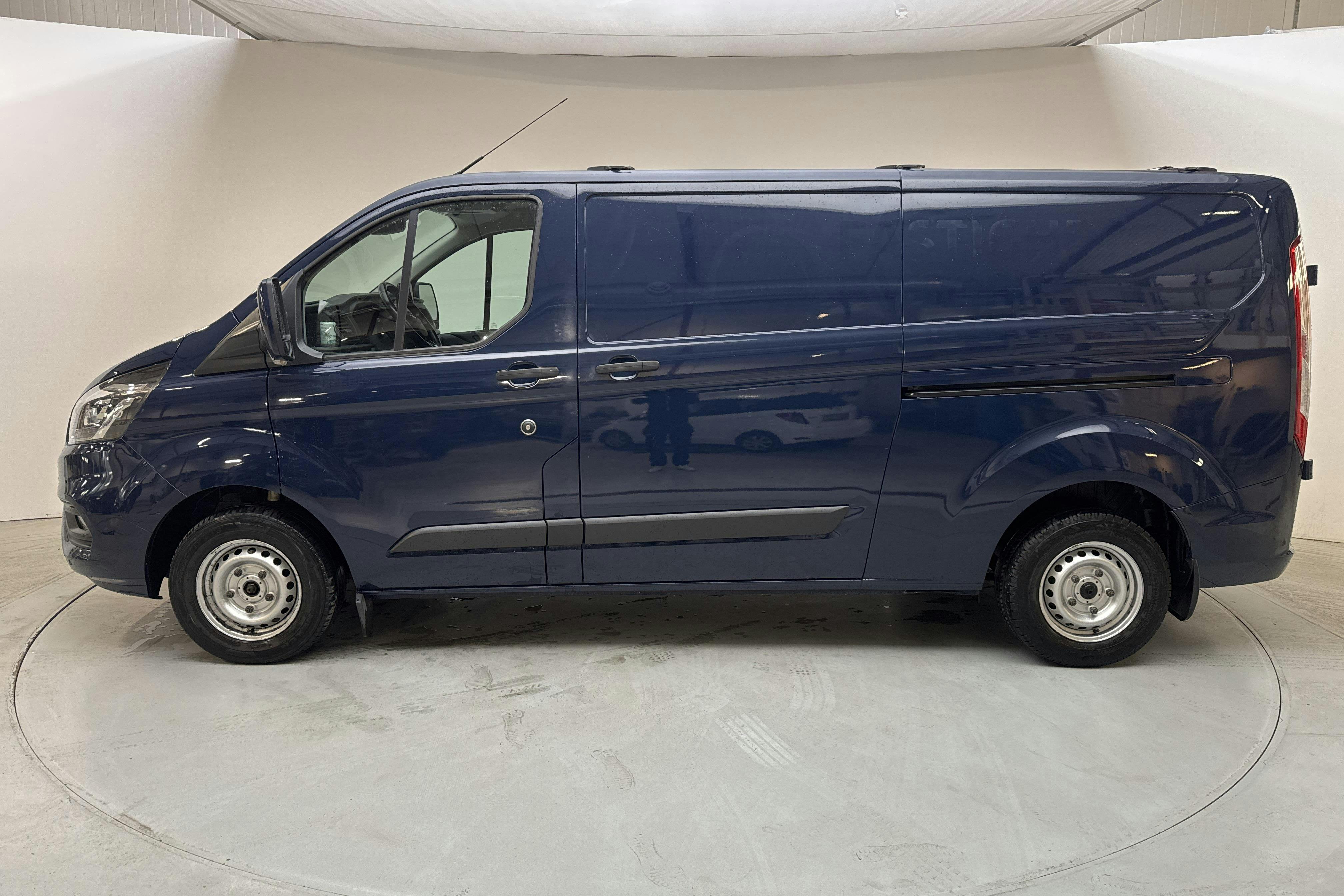 Ford Transit Custom 300 (105hk) - 8 335 mil - Manuell - blå - 2020