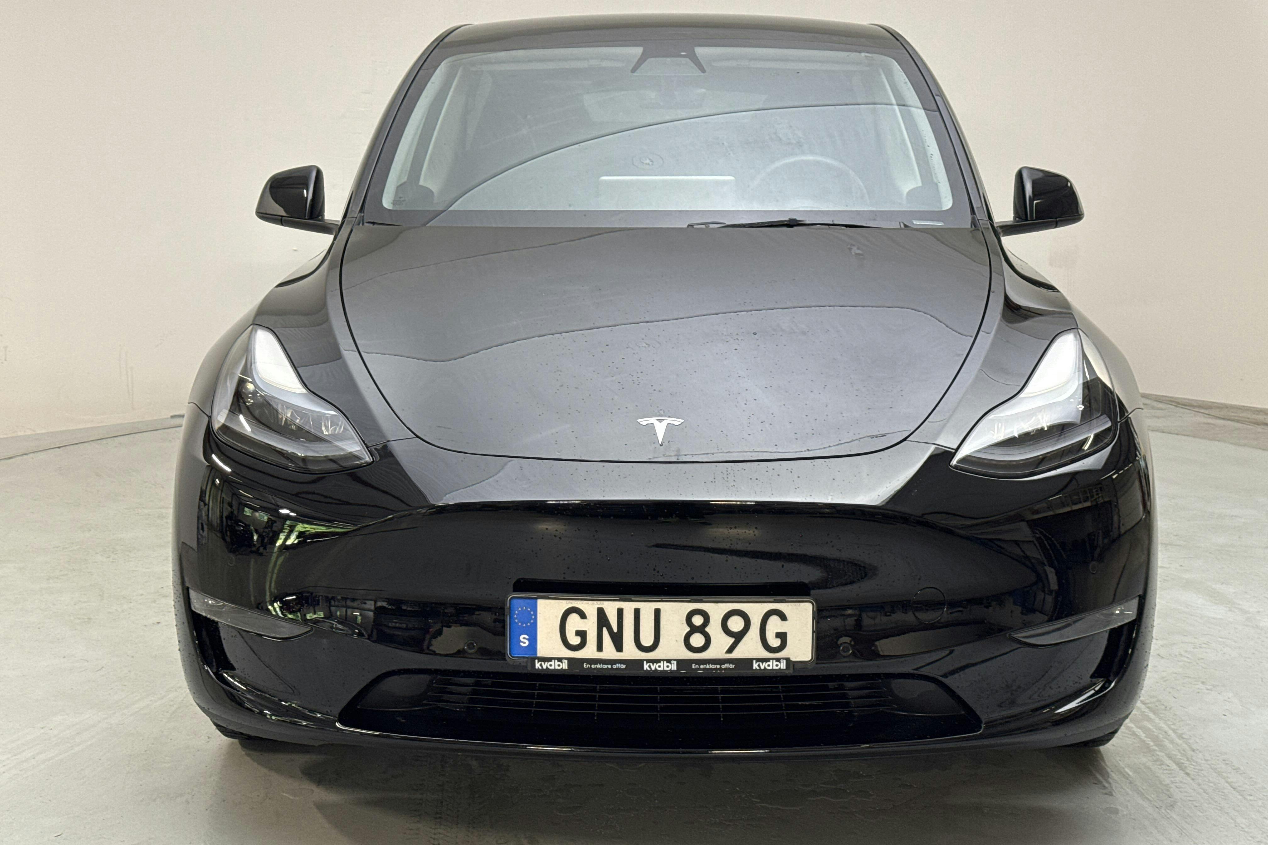 Tesla Model Y Long Range Dual Motor AWD - 4 129 mil - Automat - svart - 2021