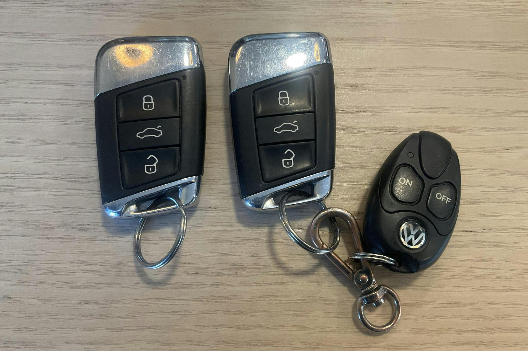 VW Passat 2.0 TDI Sportscombi (190hk) - 17 578 mil - Automat - Dark Blue - 2015