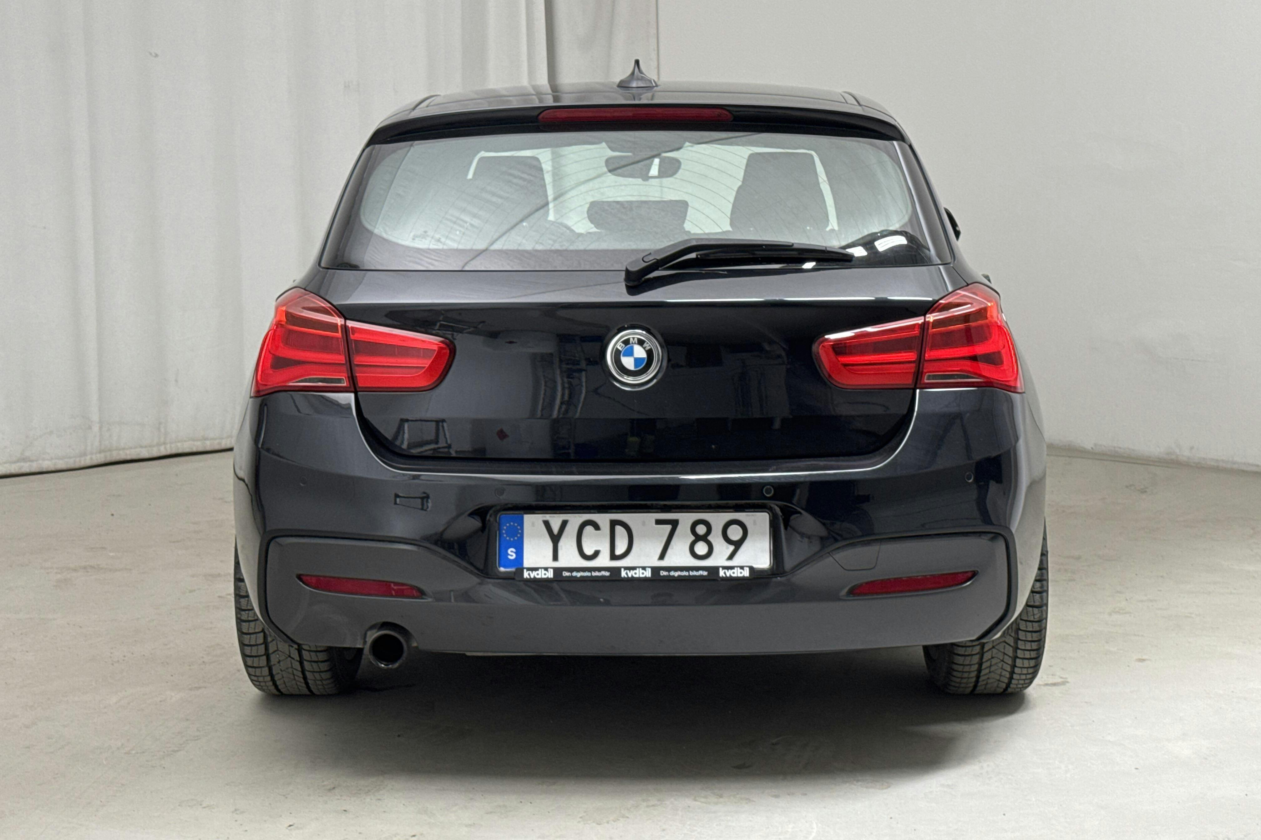 BMW 118i 5dr, F20 (136hk) - 82 040 km - Manual - black - 2016