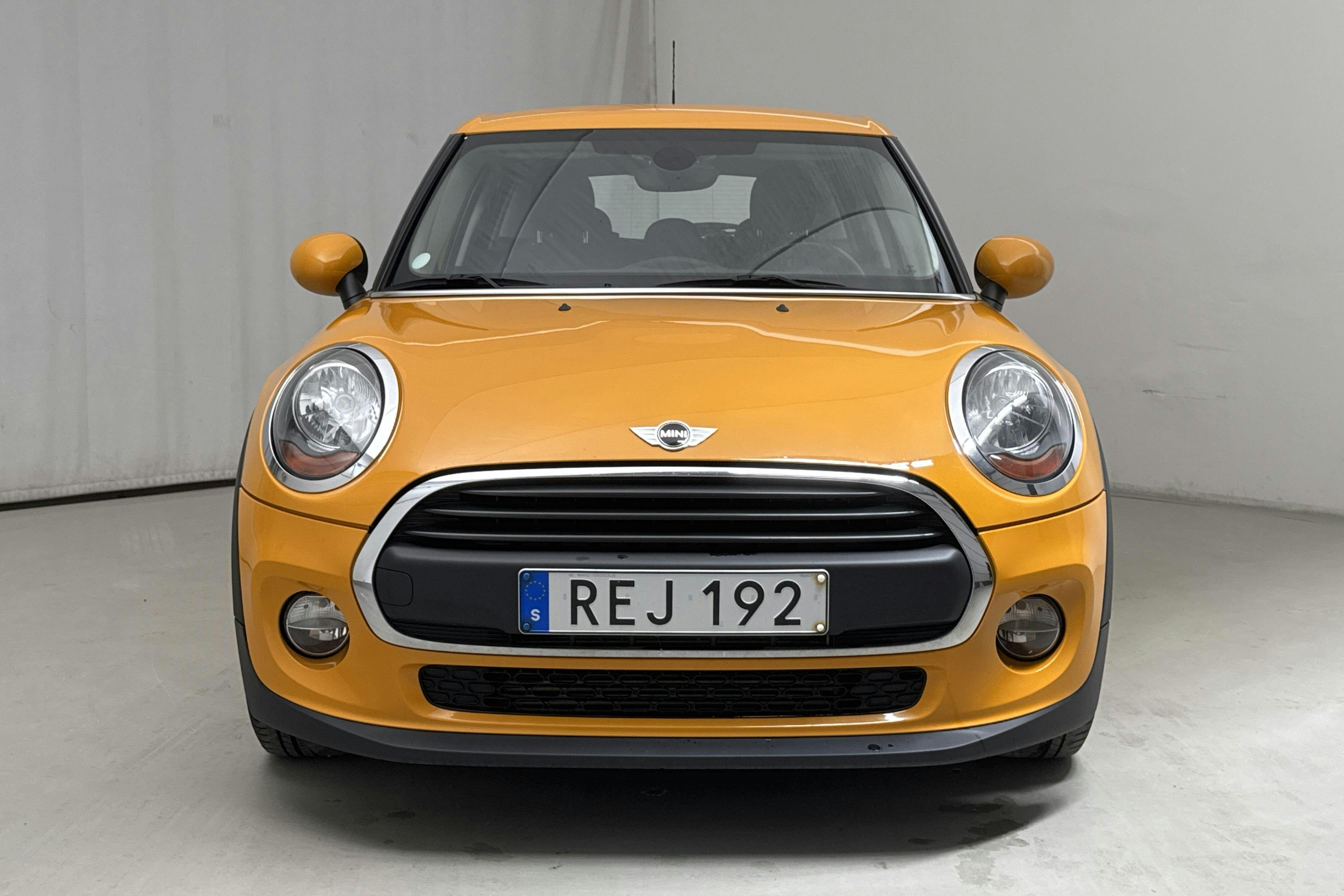 MINI One Hatch 5dr (102hk) - 129 340 km - Manual - orange - 2016