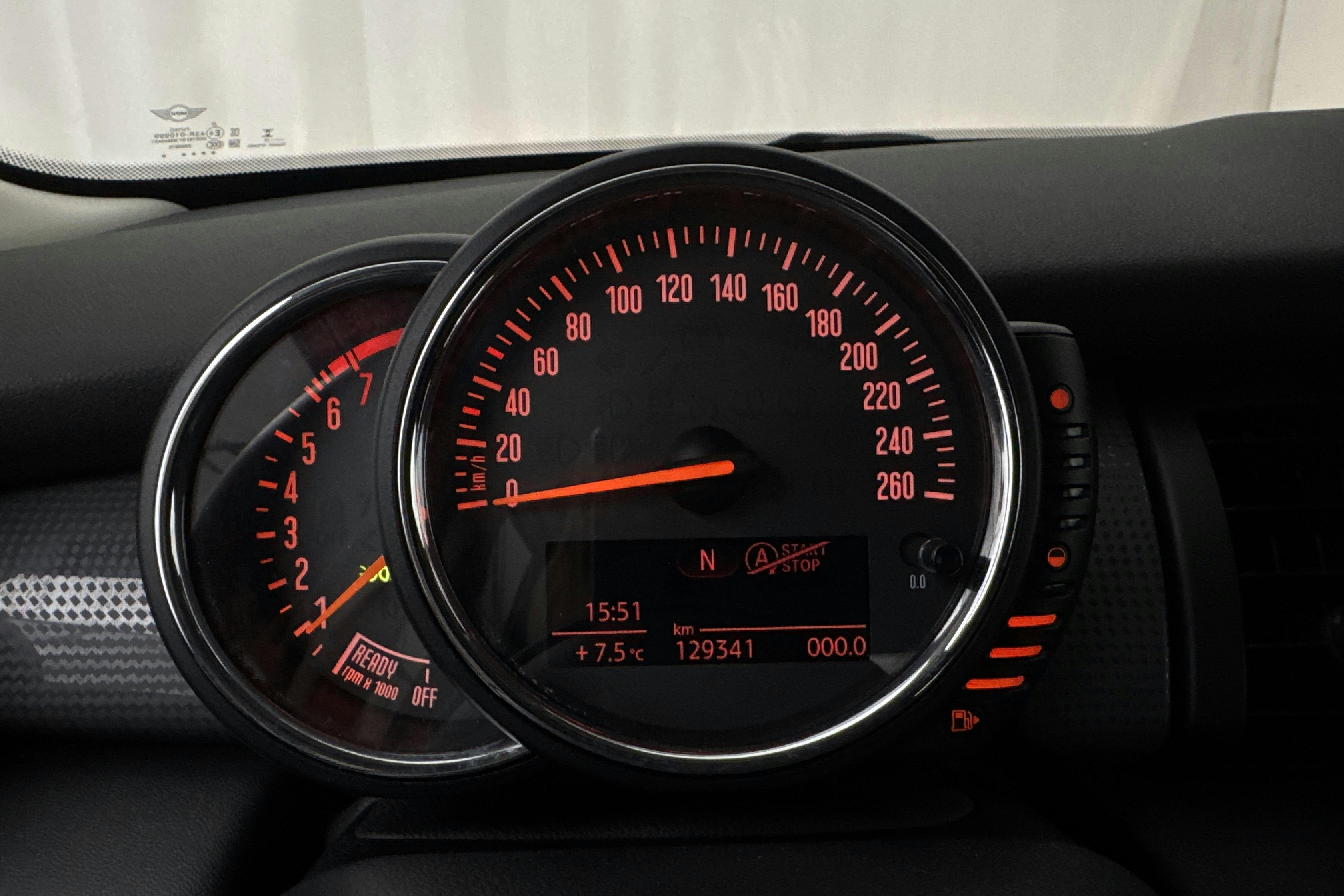 MINI One Hatch 5dr (102hk) - 129 340 km - Manual - orange - 2016