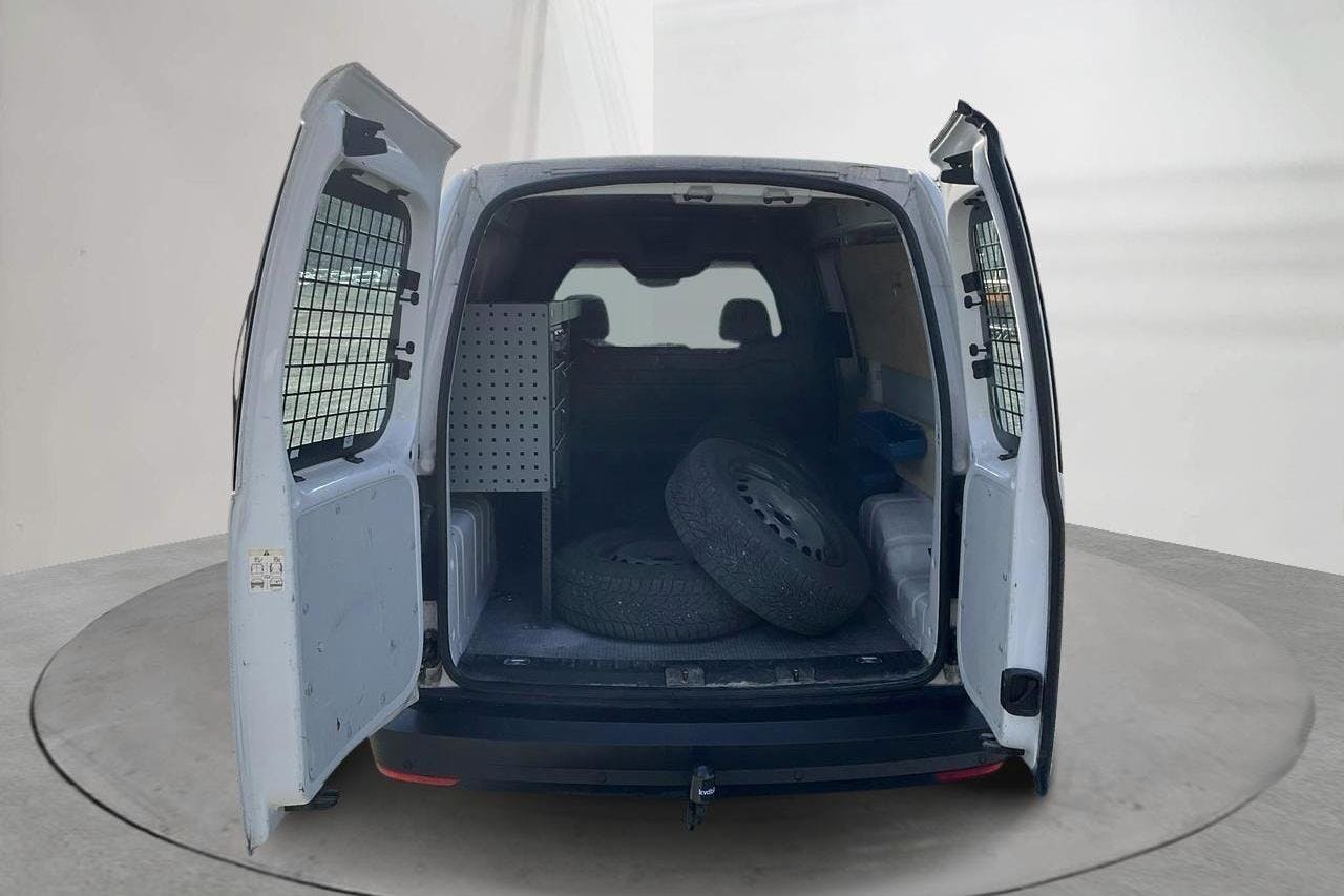 VW Caddy 2.0 TDI Maxi Skåp (102hk) - 111 160 km - Automaatne - valge - 2017