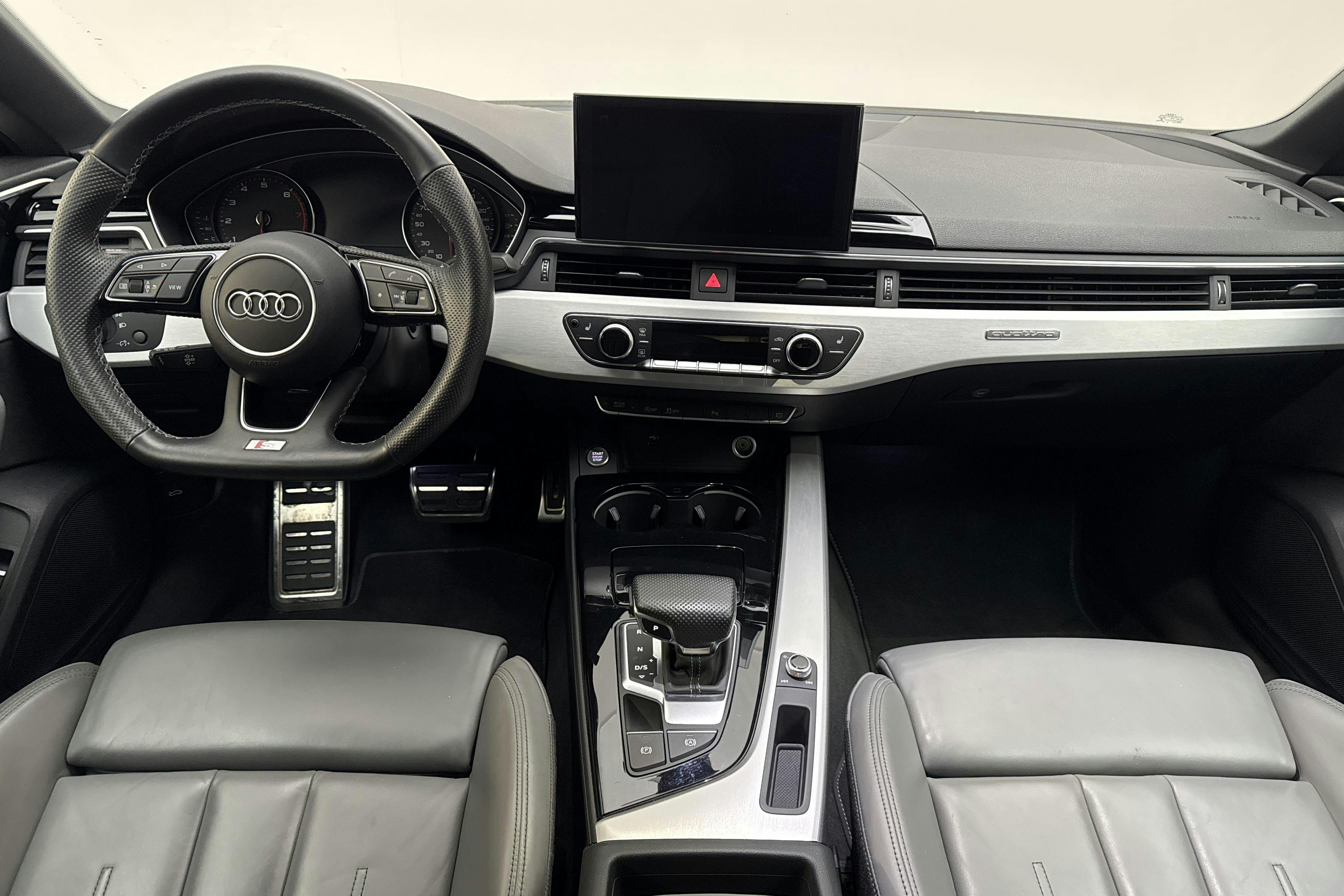 Audi A5 Sportback 45 TFSI quattro LCI (265hk) - 4 259 mil - Automat - vit - 2021