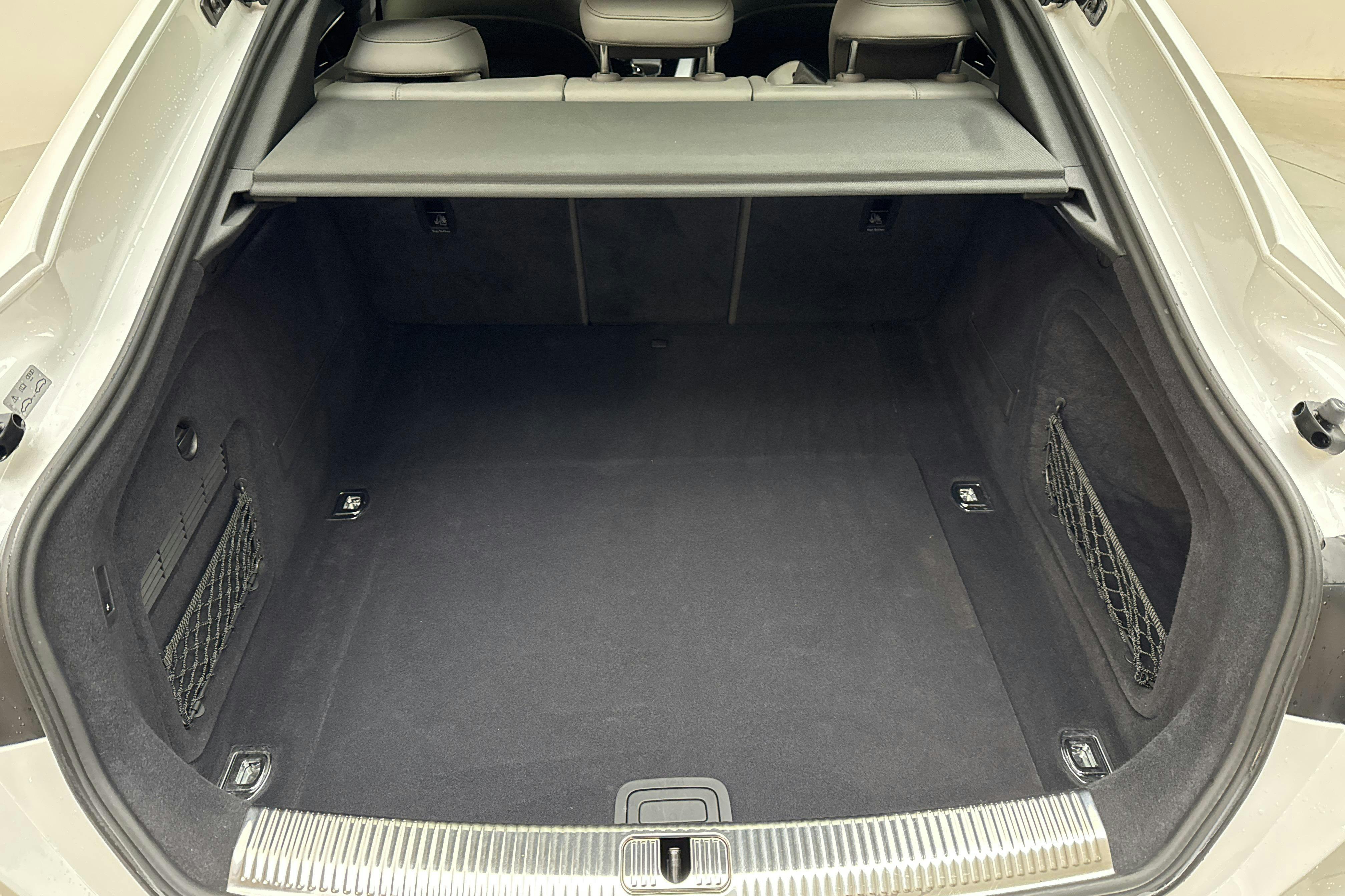 Audi A5 Sportback 45 TFSI quattro LCI (265hk) - 4 259 mil - Automat - vit - 2021