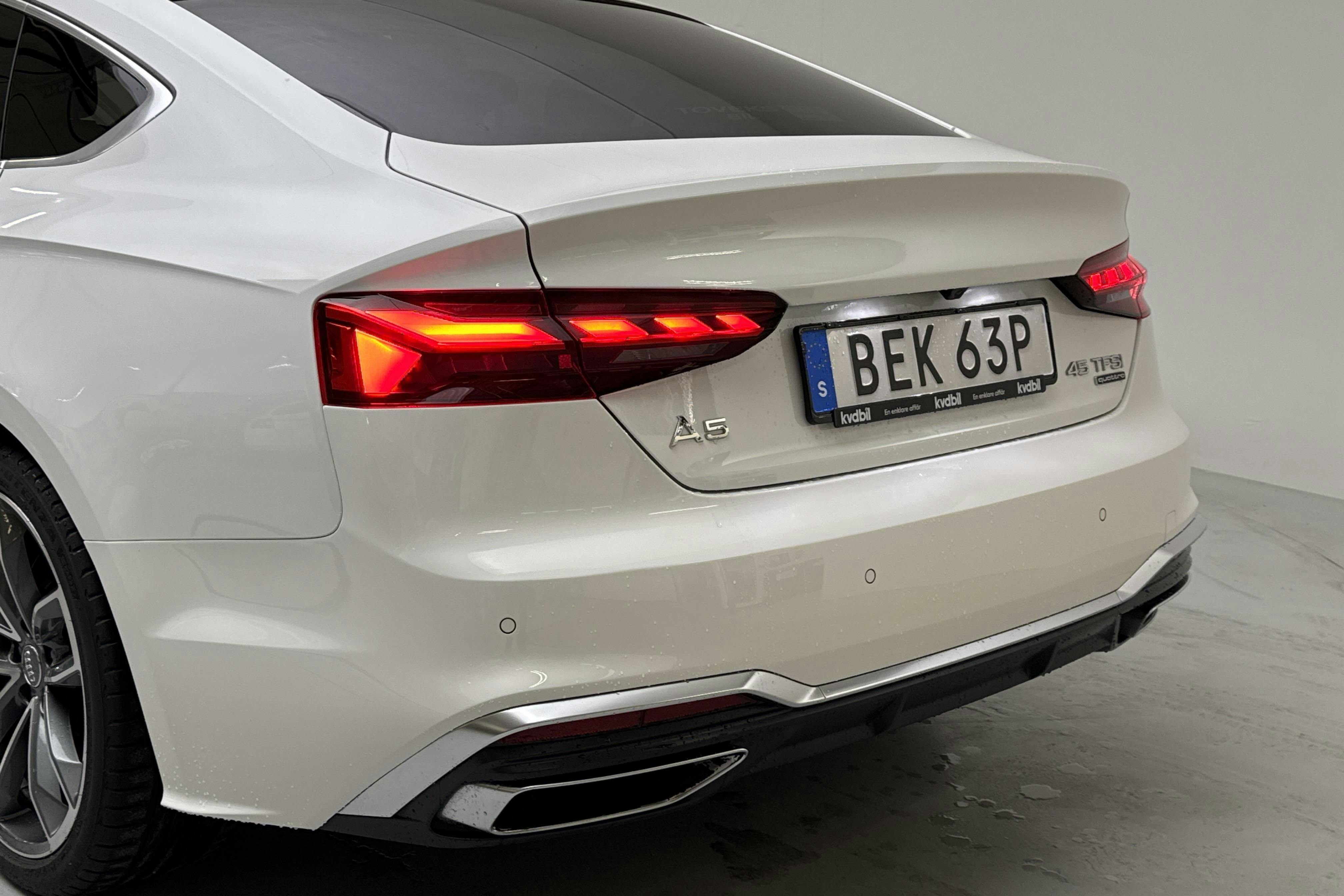Audi A5 Sportback 45 TFSI quattro LCI (265hk) - 42 590 km - Automatyczna - biały - 2021