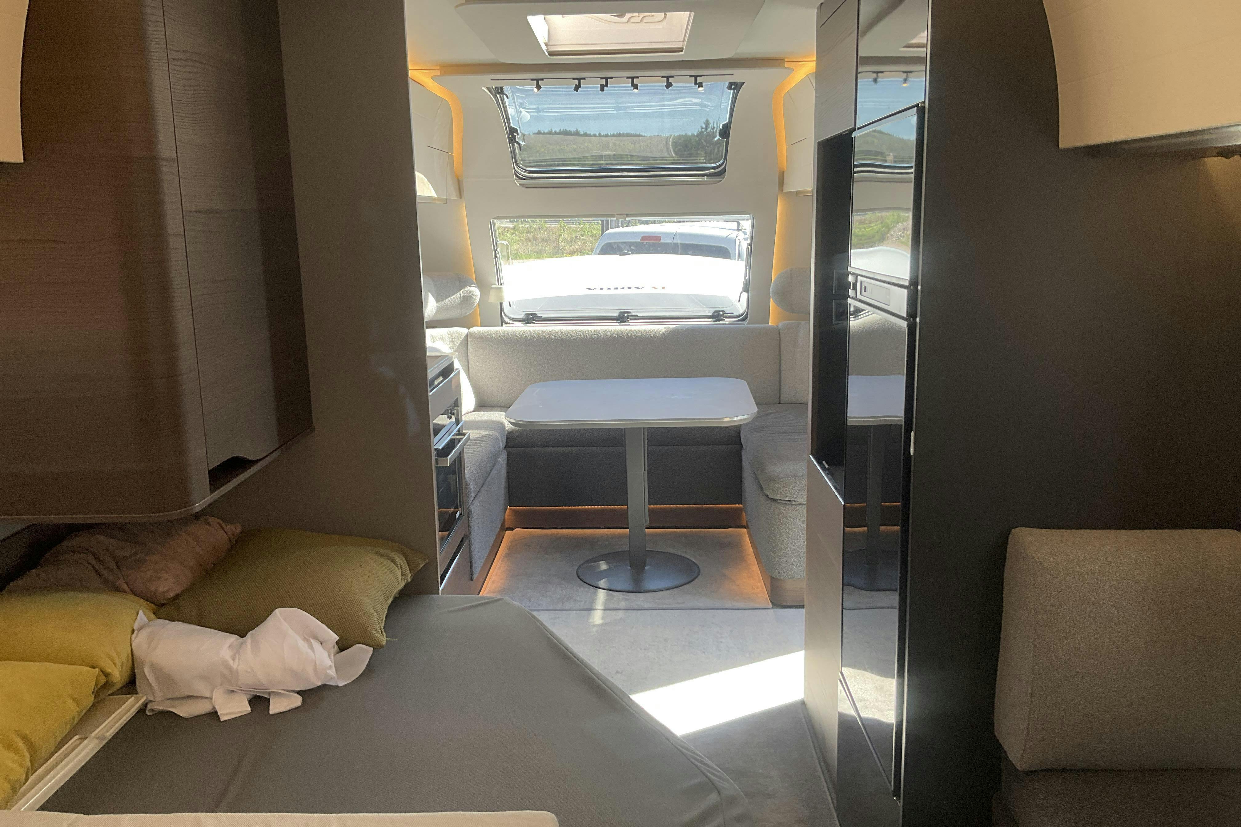 ADRIA Alpina 663UK Husvagn med AC & mover - 0 km - 2022