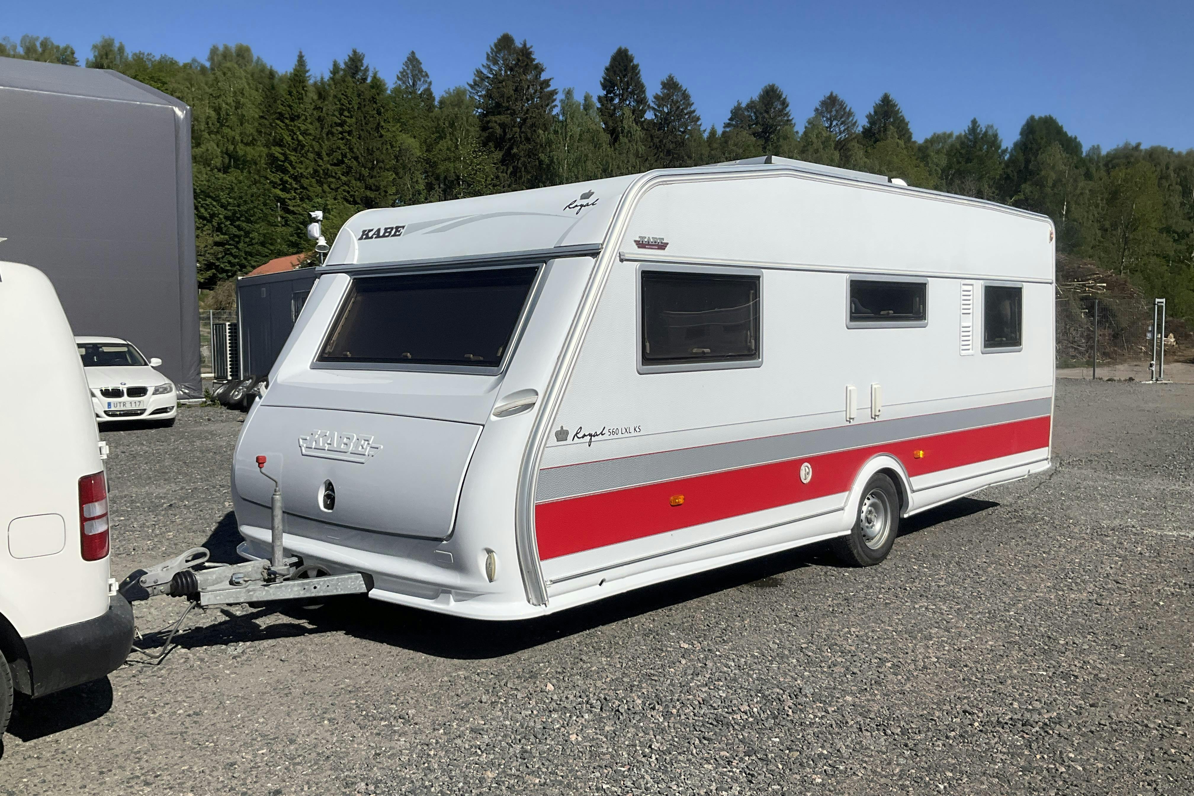 KABE Royal 560 LXL KS Husvagn med AC & förtält - 0 km - vit - 2011
