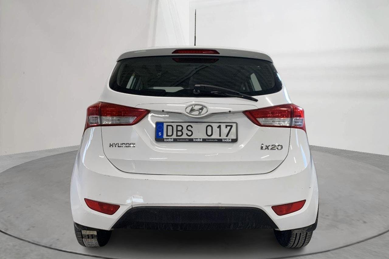 Hyundai ix20 1.6 (125hk) - 235 970 km - Automaatne - valge - 2014
