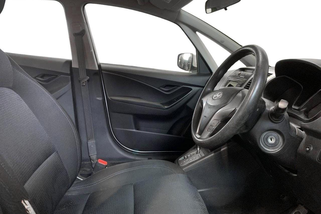 Hyundai ix20 1.6 (125hk) - 235 970 km - Automaatne - valge - 2014
