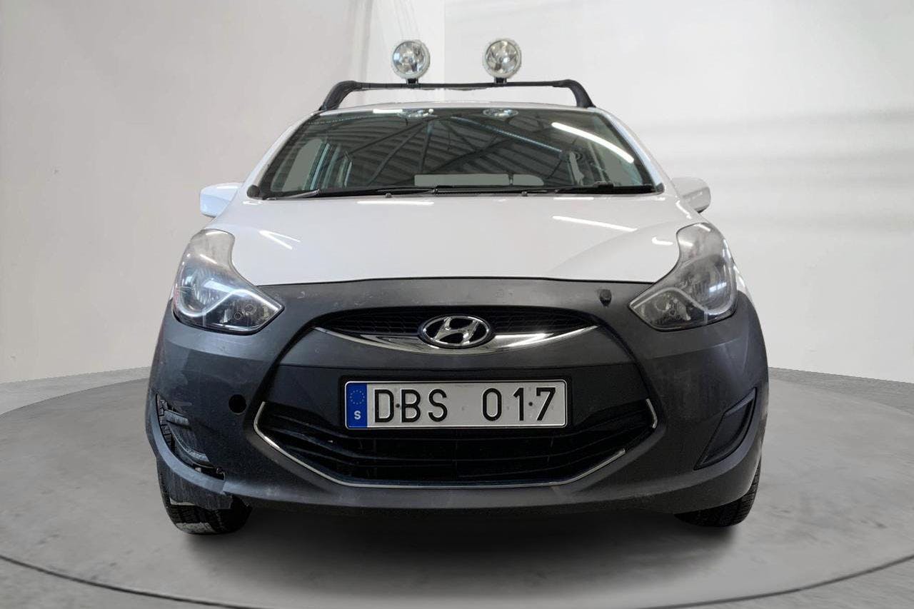 Hyundai ix20 1.6 (125hk) - 23 597 mil - Automat - vit - 2014