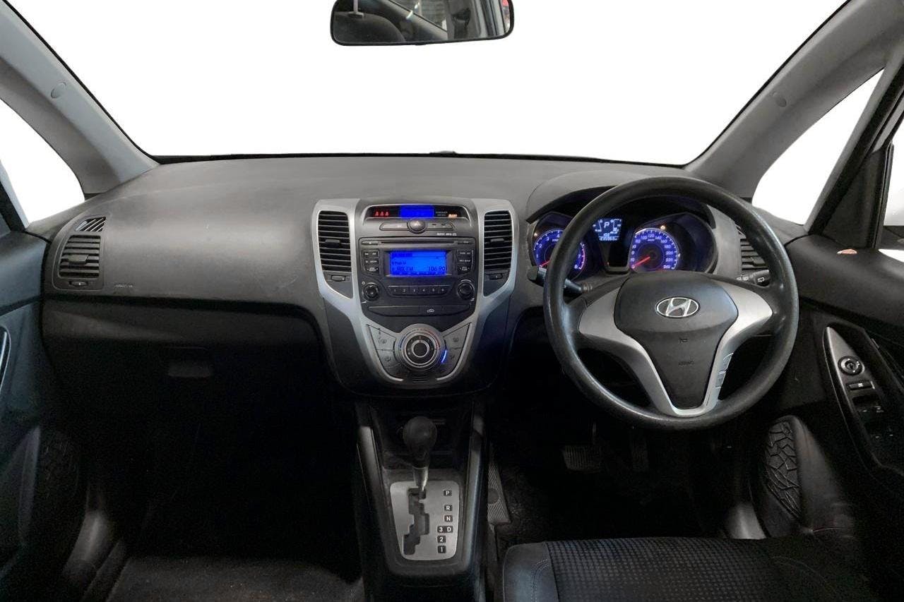 Hyundai ix20 1.6 (125hk) - 235 970 km - Automaatne - valge - 2014