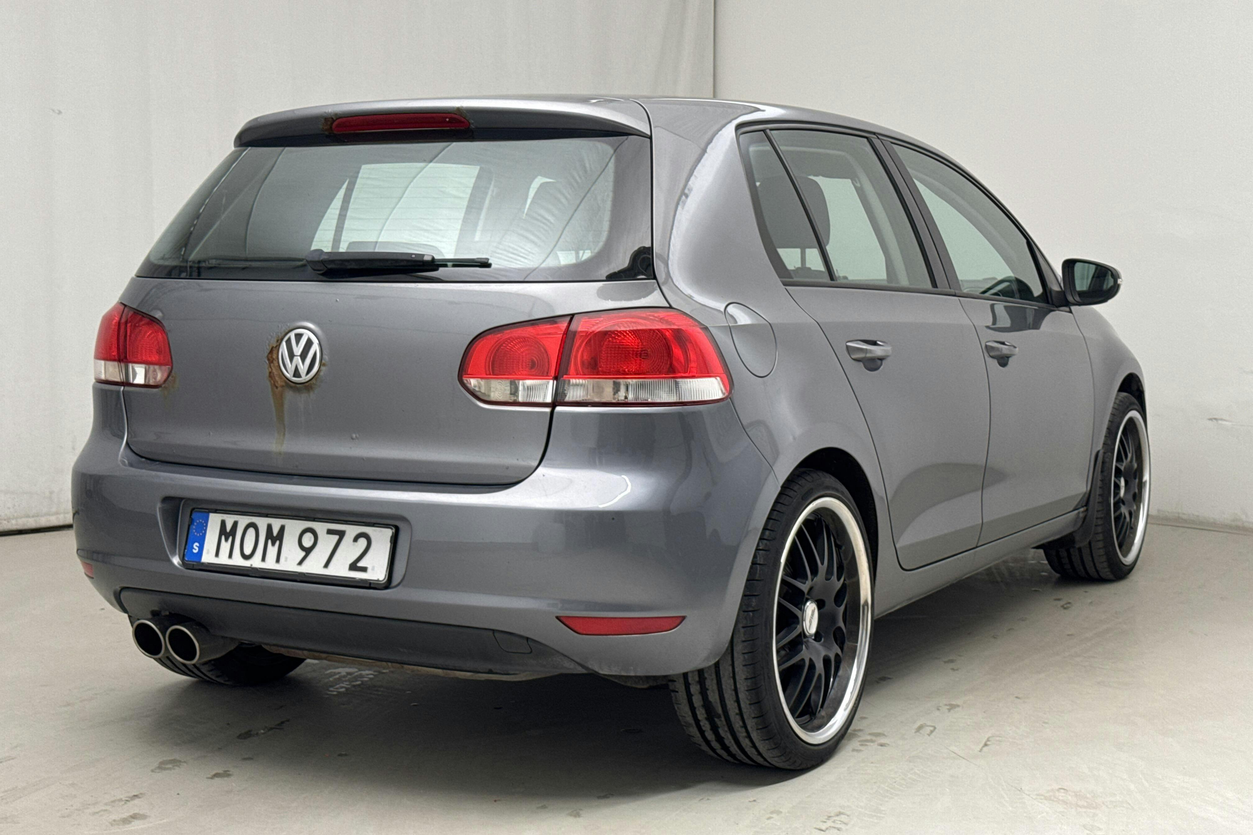 VW Golf VI 1.6 MultiFuel E85 5dr (102hk) - 21 708 mil - Manuell - grå - 2010
