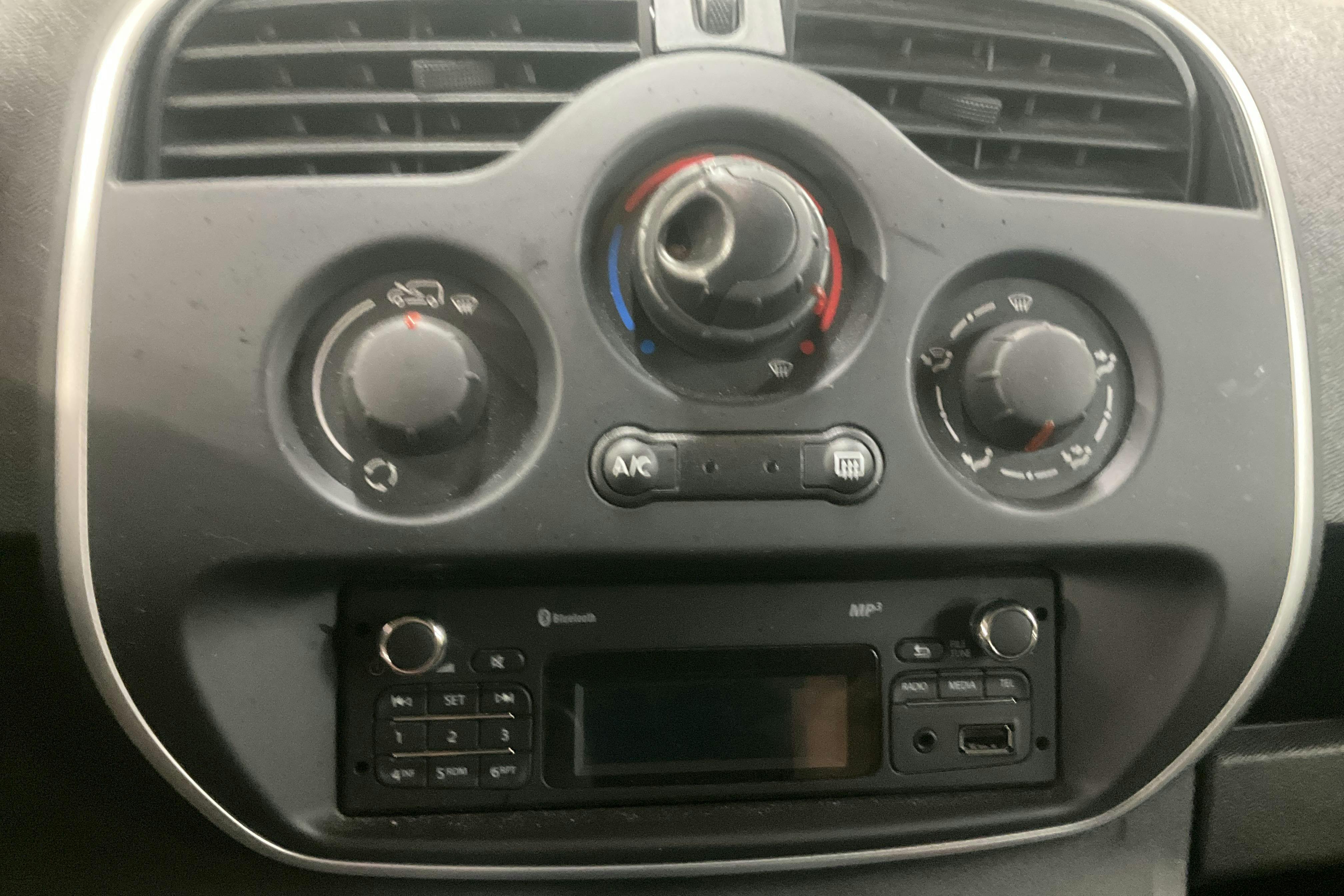 Renault Kangoo 1.5 dCi Maxi Passenger (90hk) - 70 190 km - Käsitsi - valge - 2019