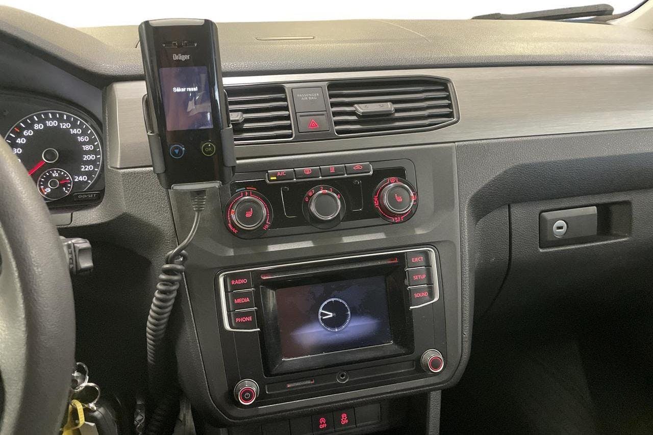 VW Caddy Maxi Life 2.0 TDI 4MOTION (122hk) - 81 870 km - Käsitsi - valge - 2019