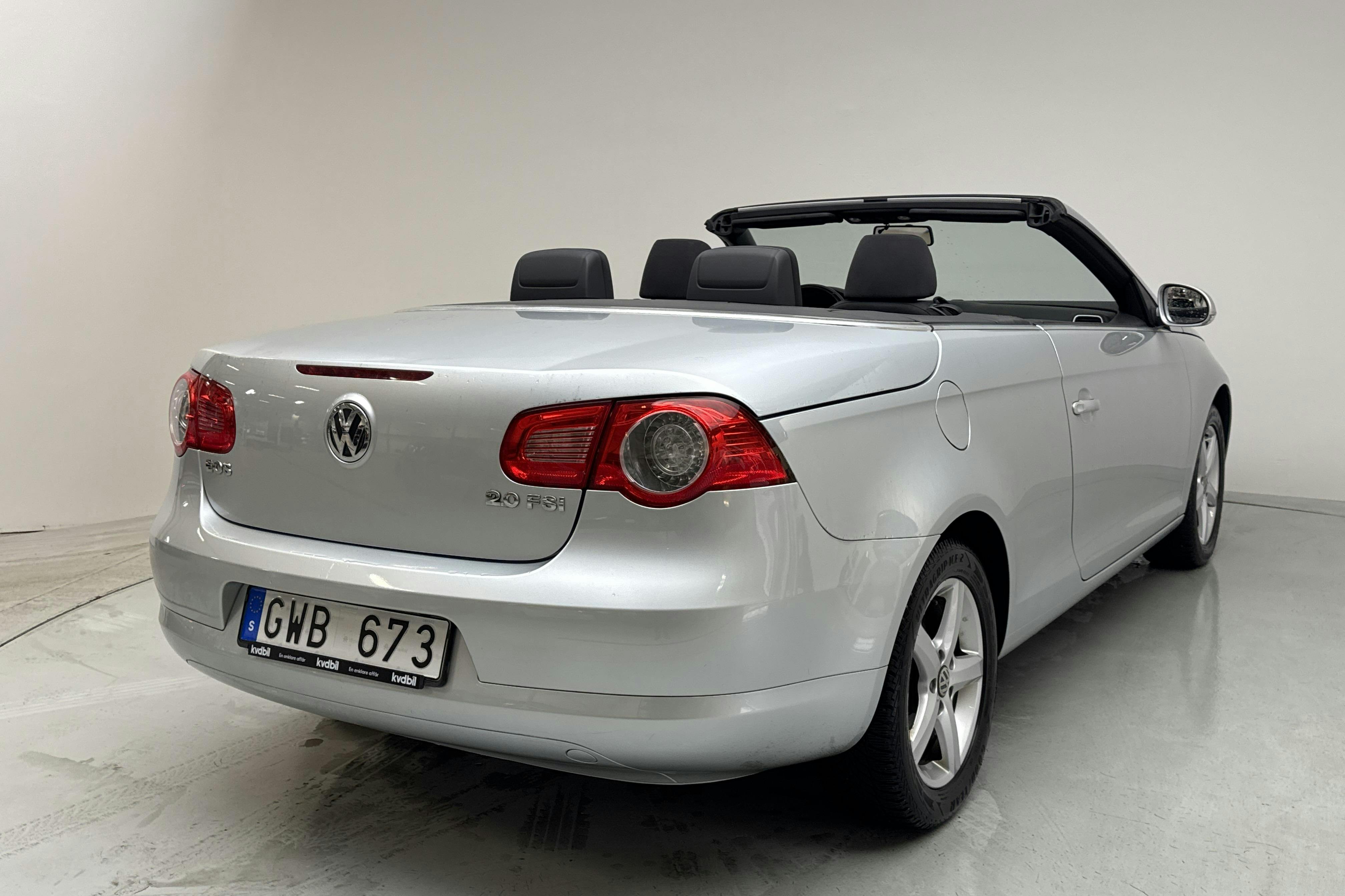VW Eos 2.0 FSI Cabriolet (150hk) - 140 650 km - Käsitsi - hõbe - 2008
