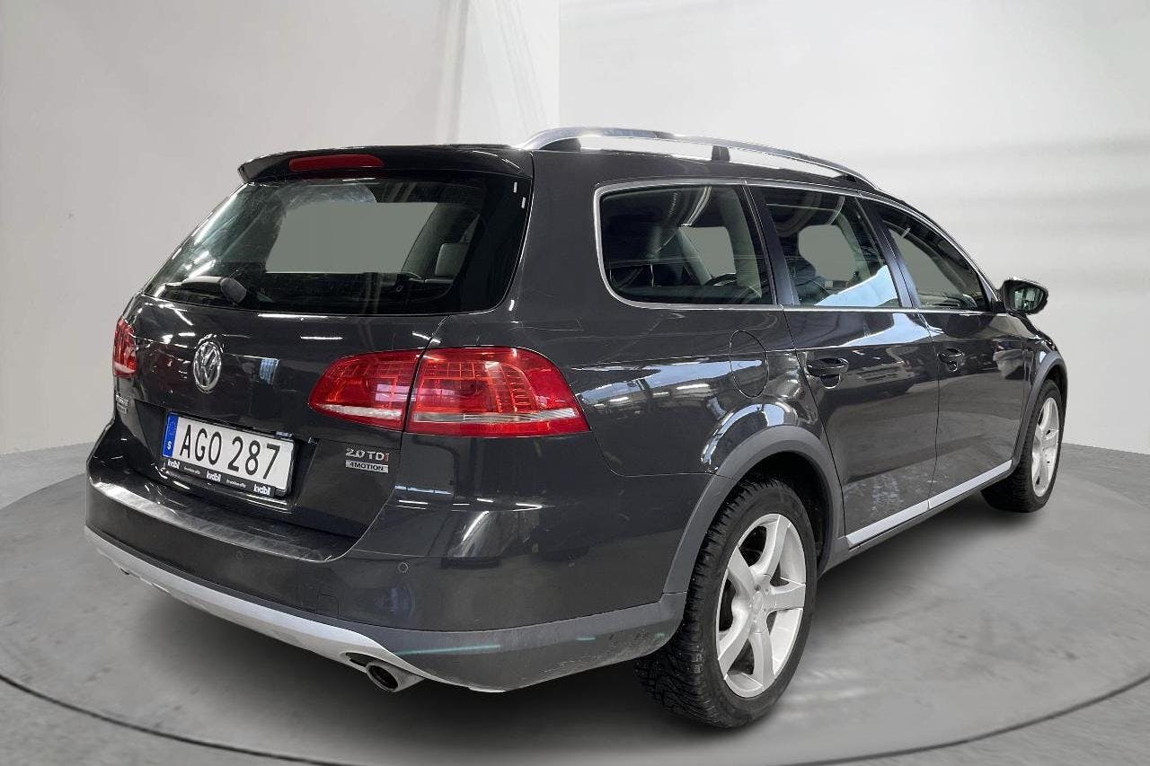 VW Passat Alltrack 2.0 TDI BlueMotion Technology 4Motion (177hk) - 24 800 mil - Automat - Dark Grey - 2015