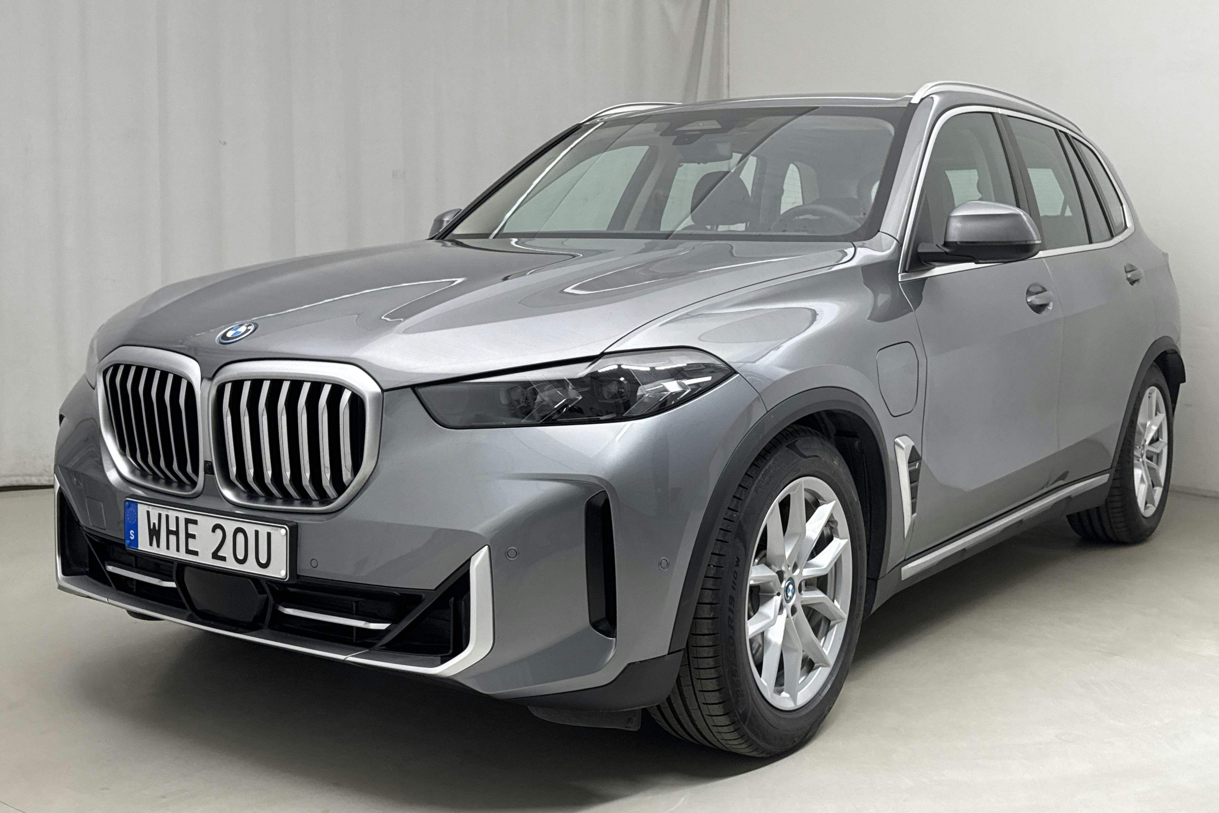 BMW X5 xDrive50e LCI, G05 (489hk) - 15 900 km - Automatic - gray - 2024