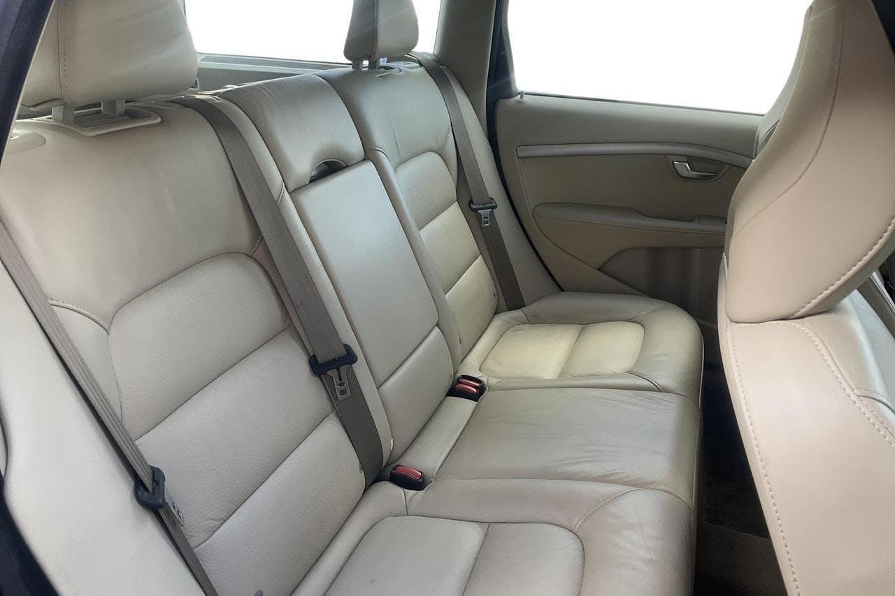 Volvo V70 II D2 (115hk) - 161 620 km - Automatyczna - niebieski - 2013