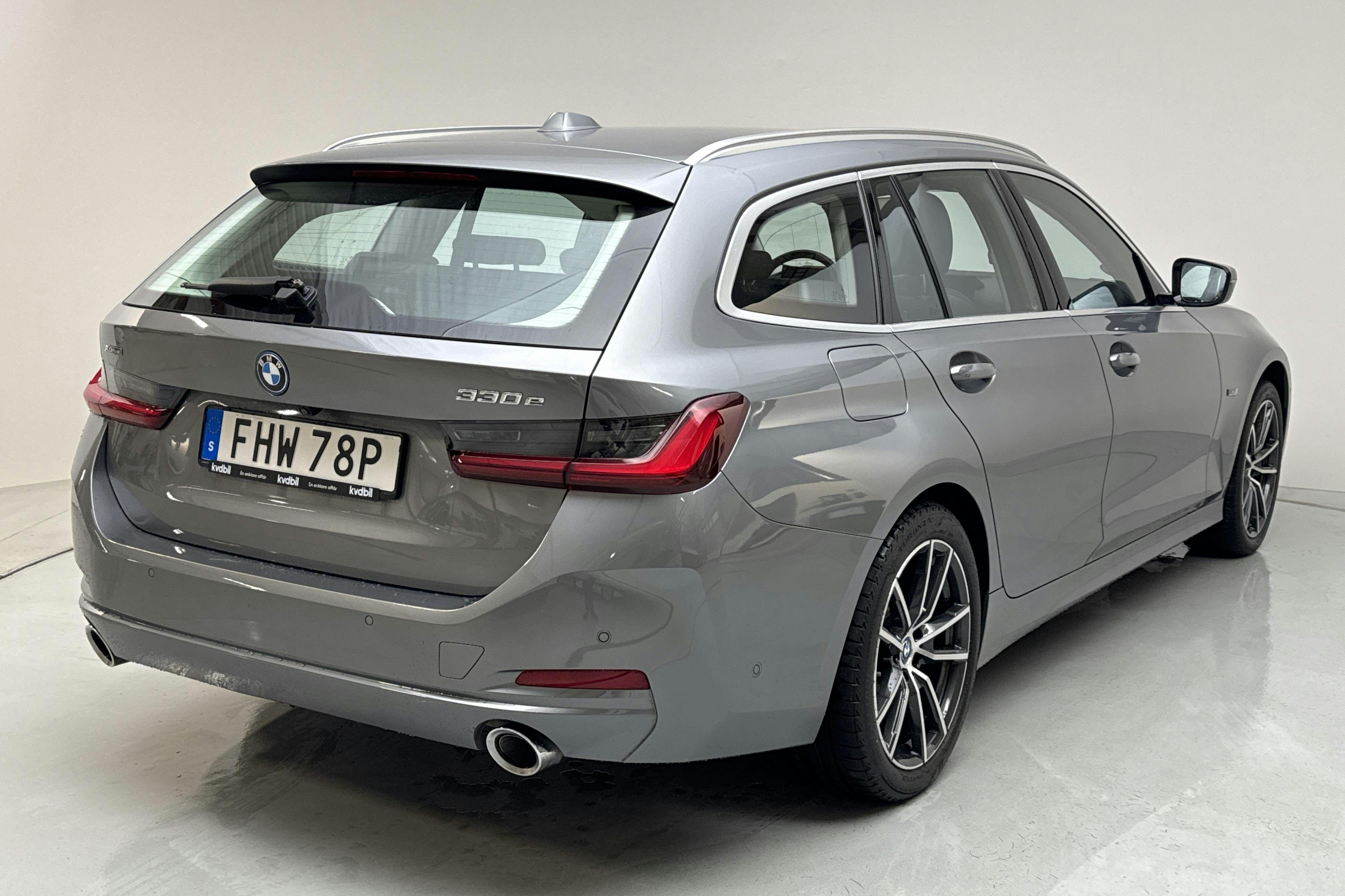 BMW 330e xDrive Touring LCI, G21 (292hk) - 57 950 km - Automatic - gray - 2023