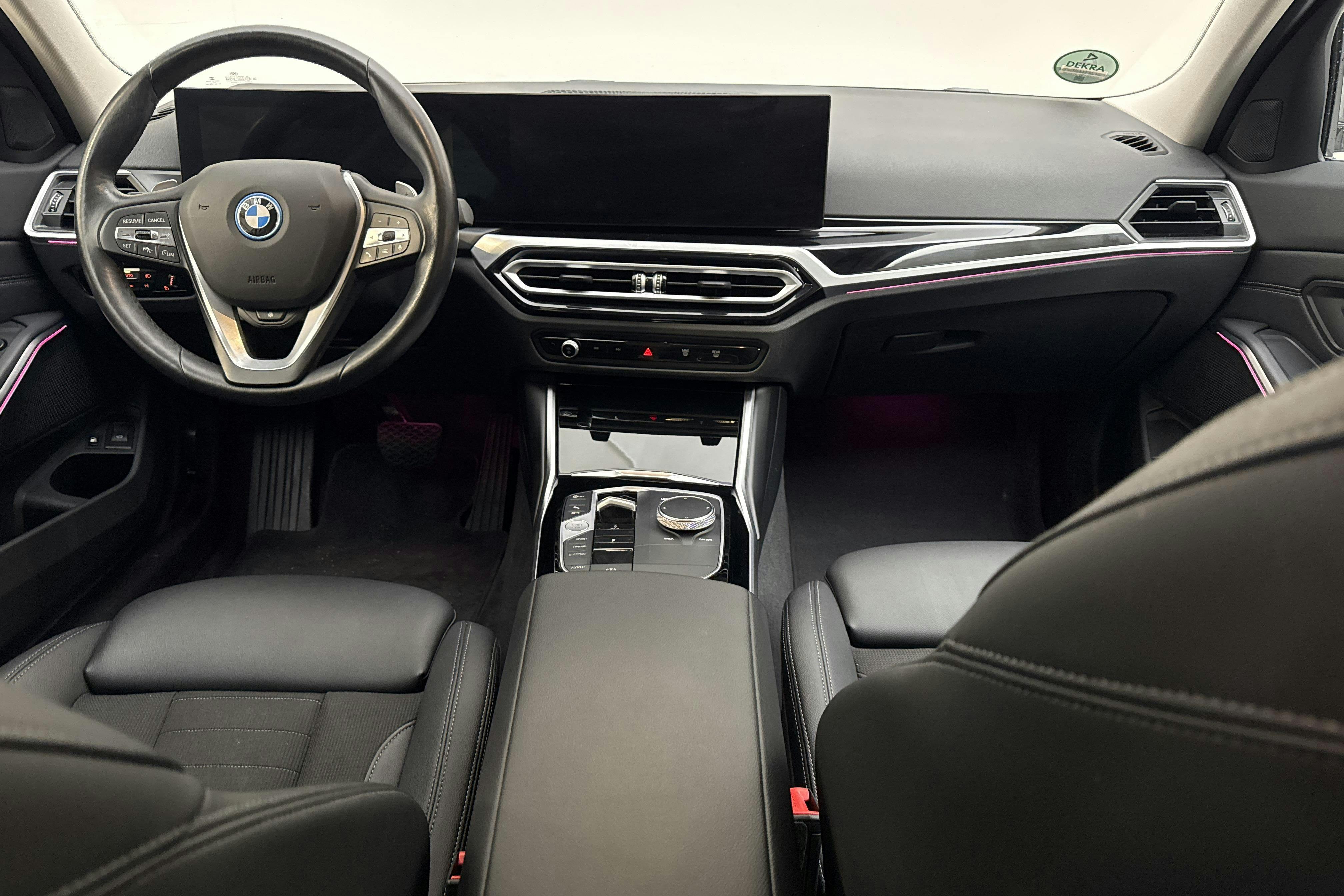 BMW 330e xDrive Touring LCI, G21 (292hk) - 57 950 km - Automatic - gray - 2023