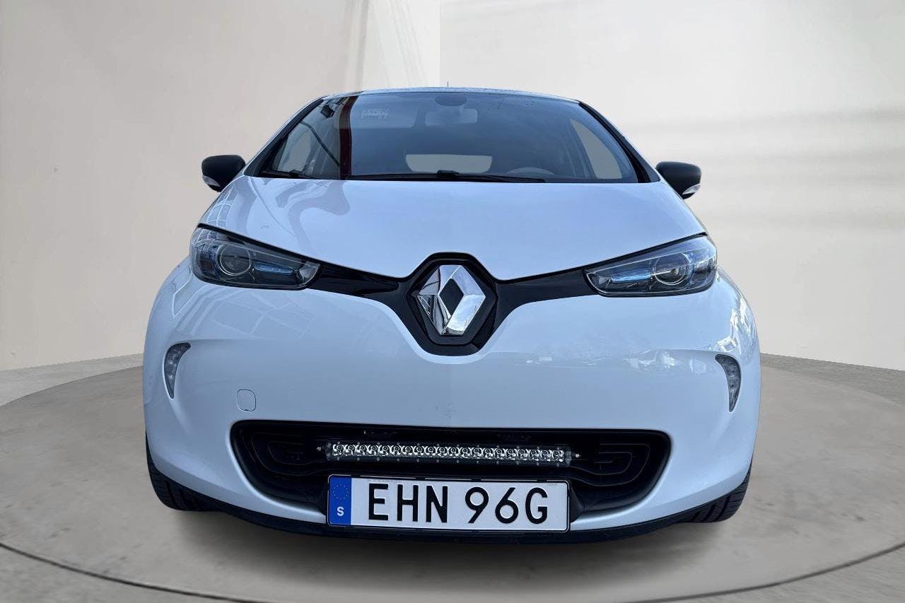 Renault Zoe 41 kWh R90 (92hk) - 4 583 mil - Automat - vit - 2019