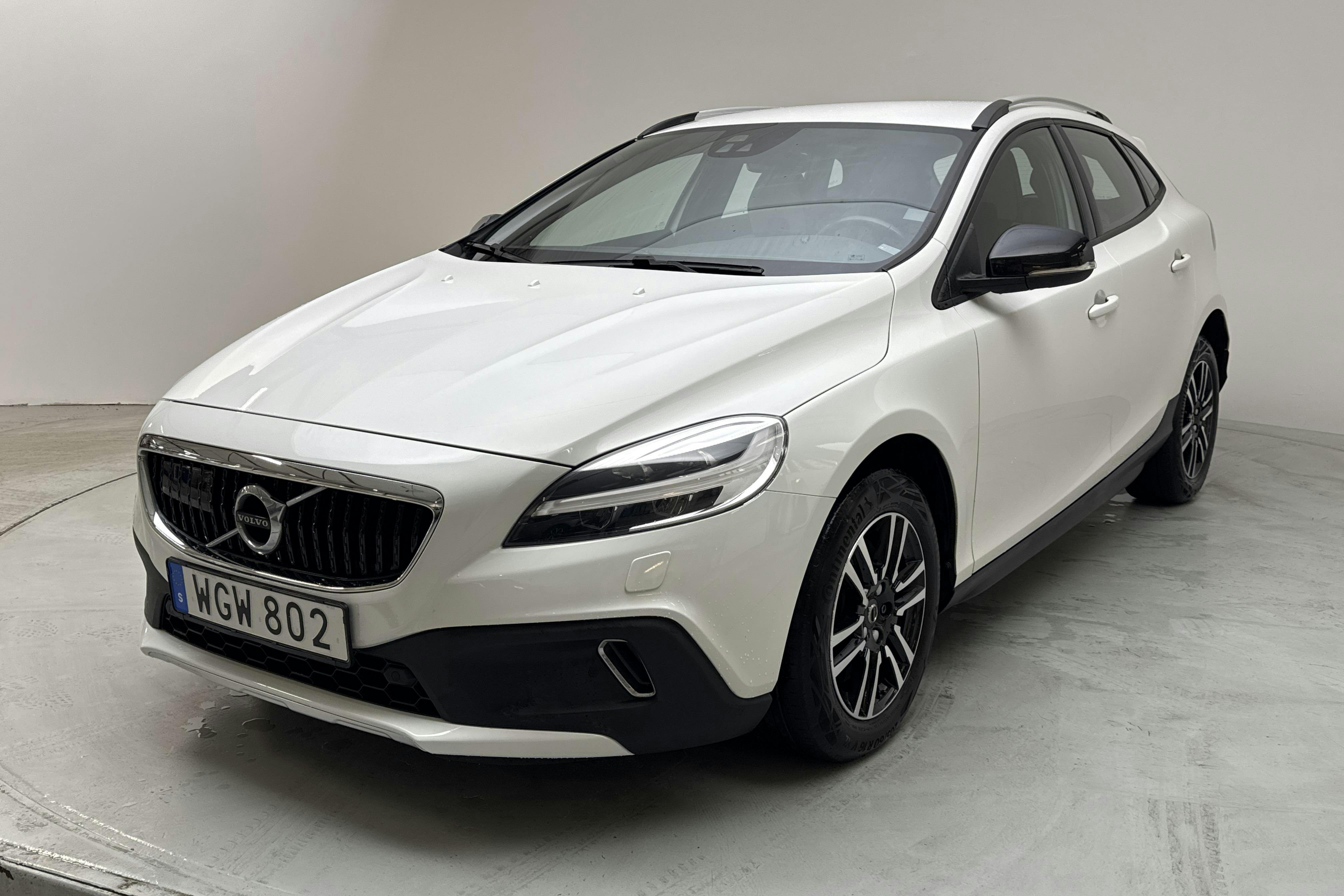 Volvo V40 Cross Country T3 (152hk) - 80 210 km - Automatic - white - 2019