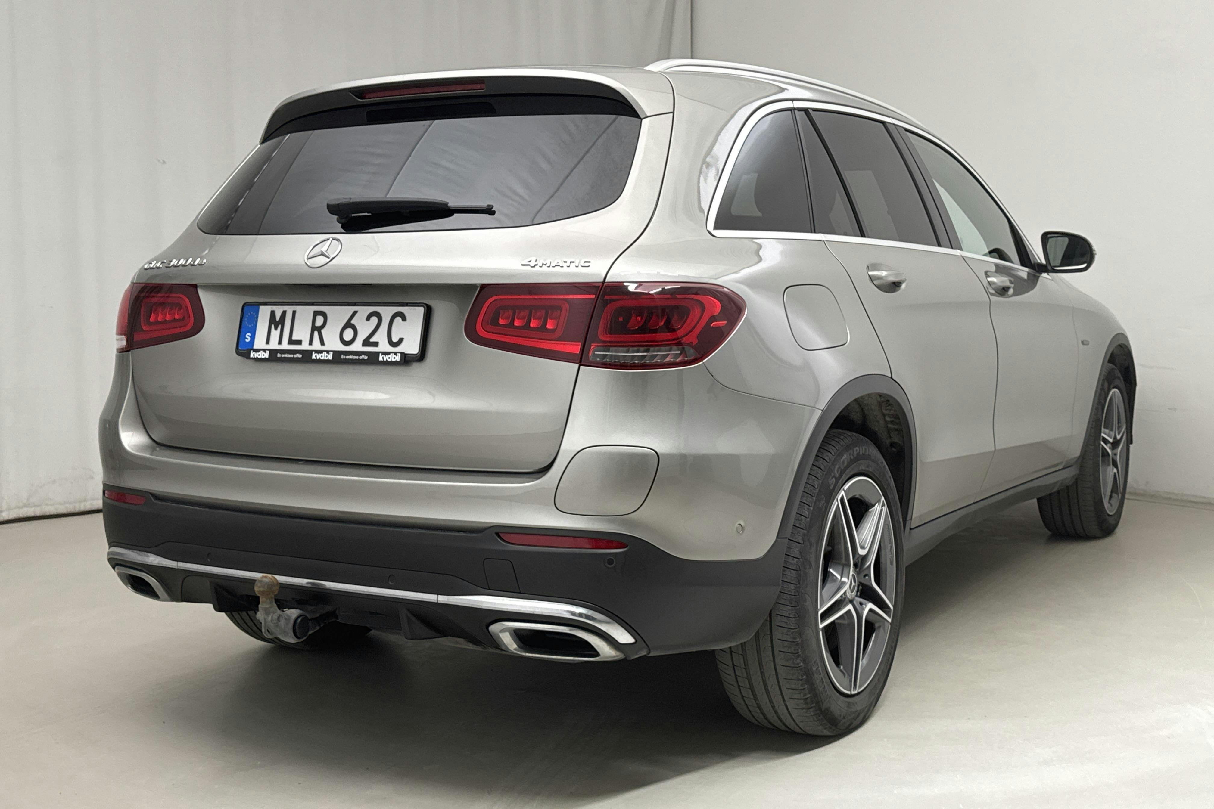 Mercedes GLC 300 de 4MATIC X253 (316hk) - 16 956 mil - Automat - silver - 2021