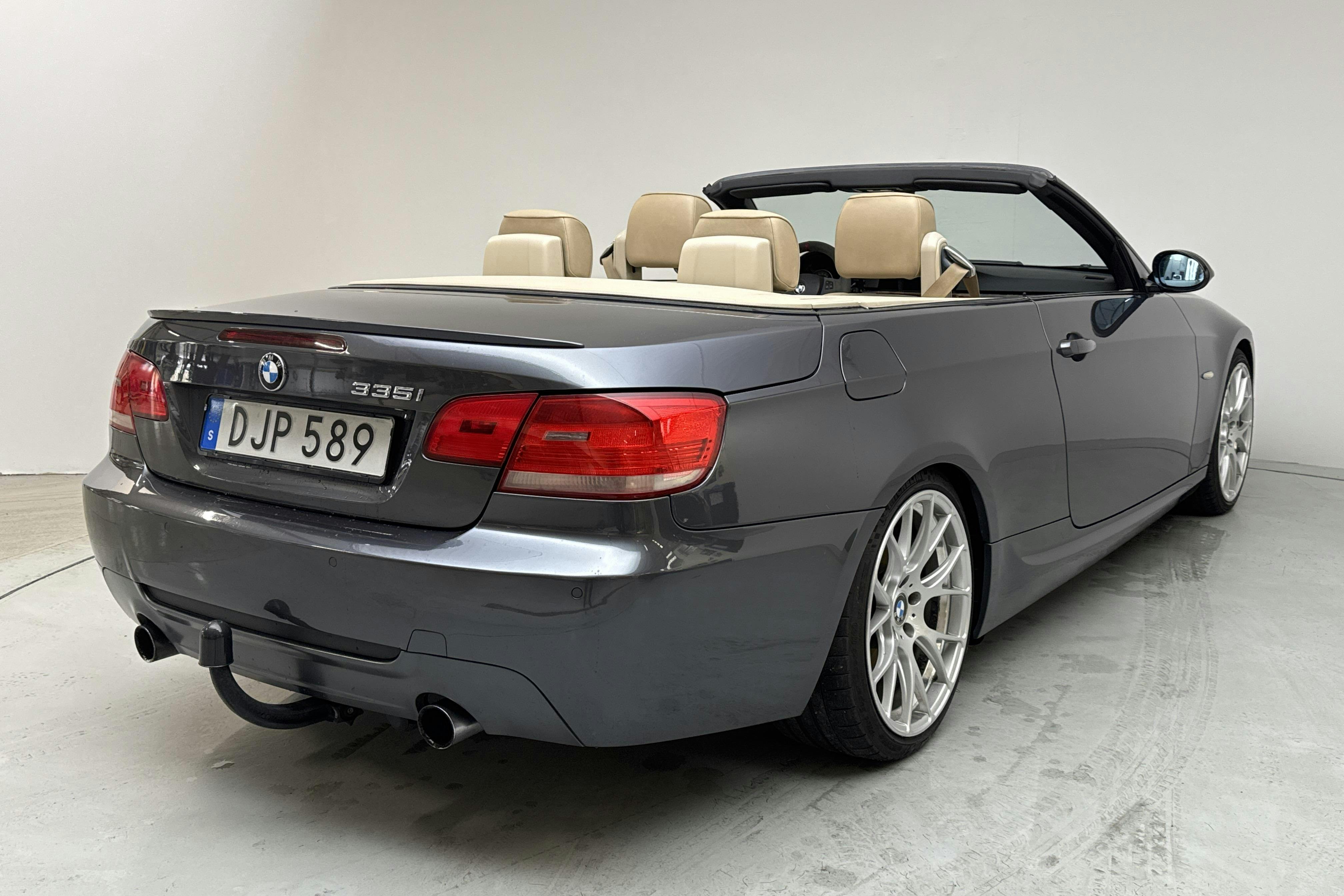 BMW 335i Cabriolet, E93 (306hk) - 178 350 km - Käsitsi - Dark Grey - 2007