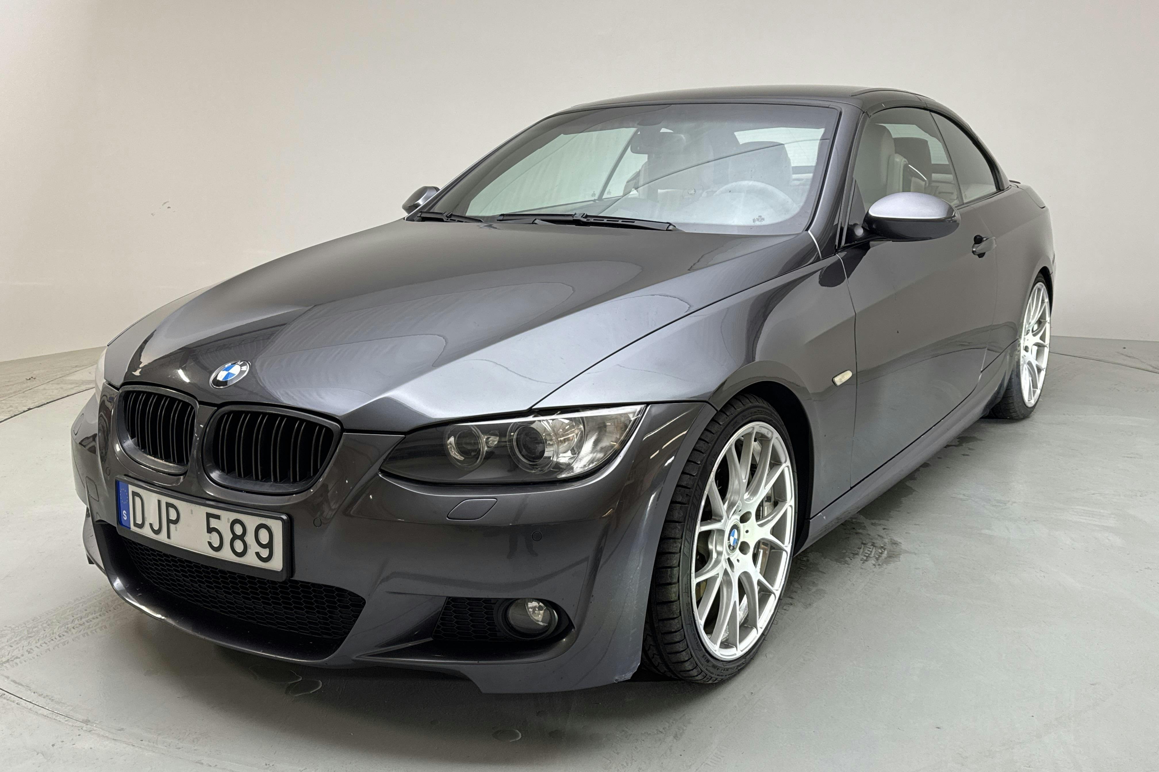 BMW 335i Cabriolet, E93 (306hk) - 178 350 km - Käsitsi - Dark Grey - 2007