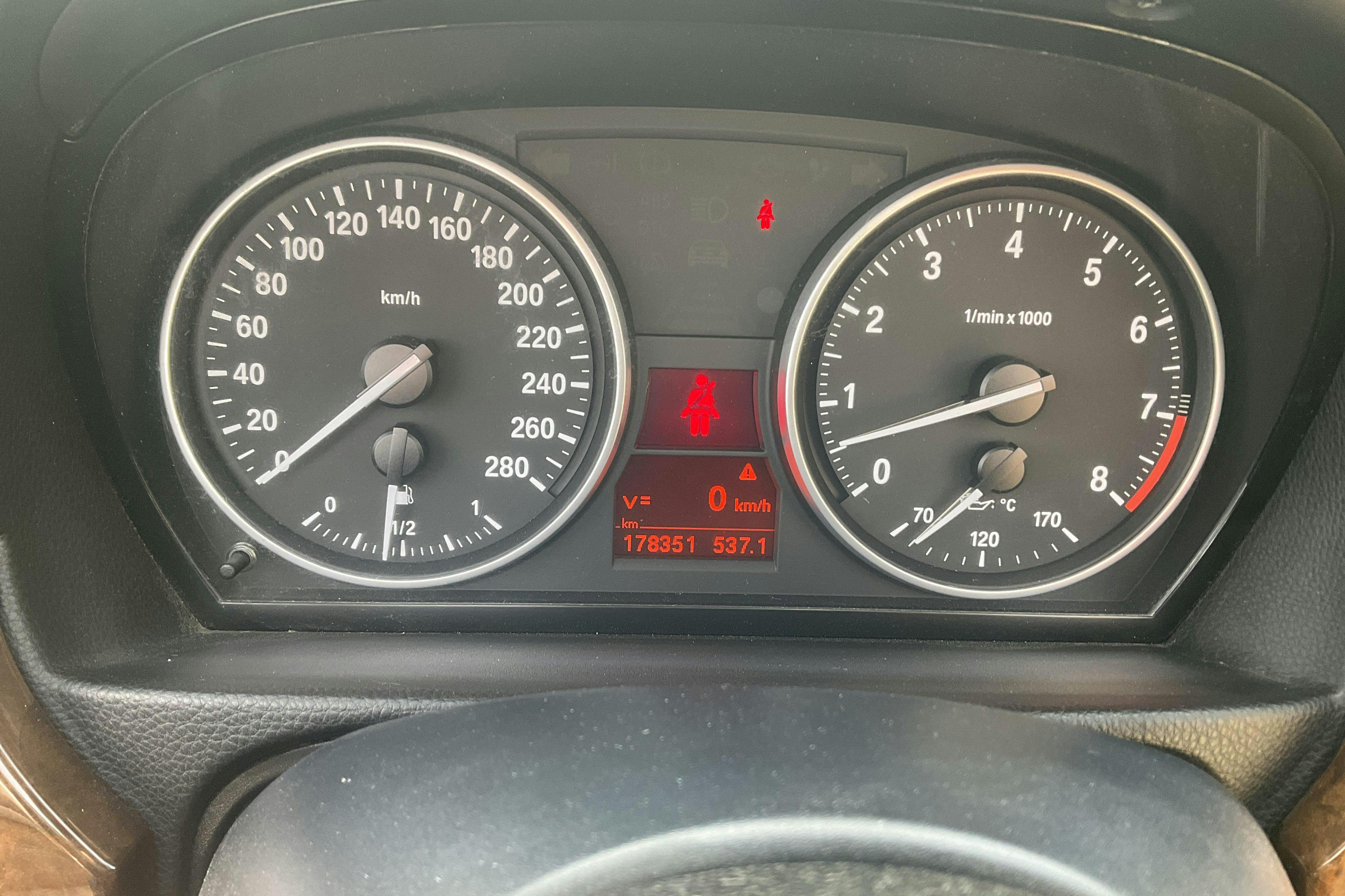 BMW 335i Cabriolet, E93 (306hk) - 178 350 km - Käsitsi - Dark Grey - 2007