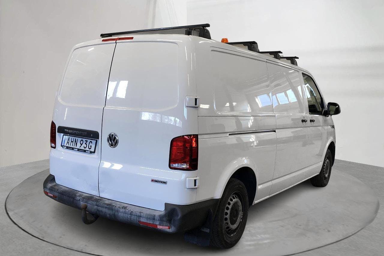 VW Transporter T6 2.0 TDI BMT Skåp 4MOTION (150hk) - 90 580 km - Manualna - biały - 2021