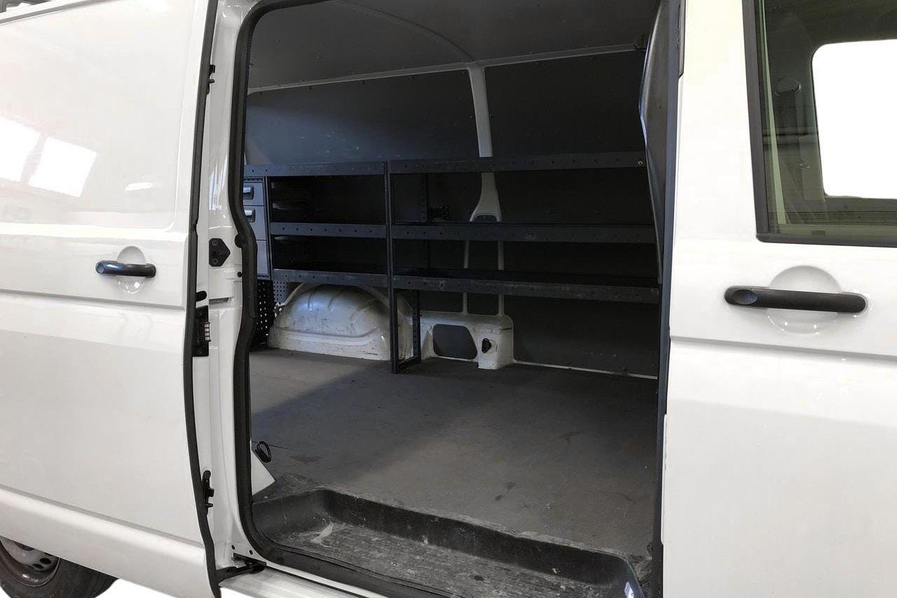 VW Transporter T6 2.0 TDI BMT Skåp 4MOTION (150hk) - 90 580 km - Manualna - biały - 2021