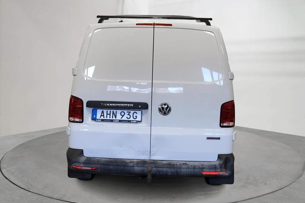 VW Transporter T6 2.0 TDI BMT Skåp 4MOTION (150hk) - 90 580 km - Manualna - biały - 2021