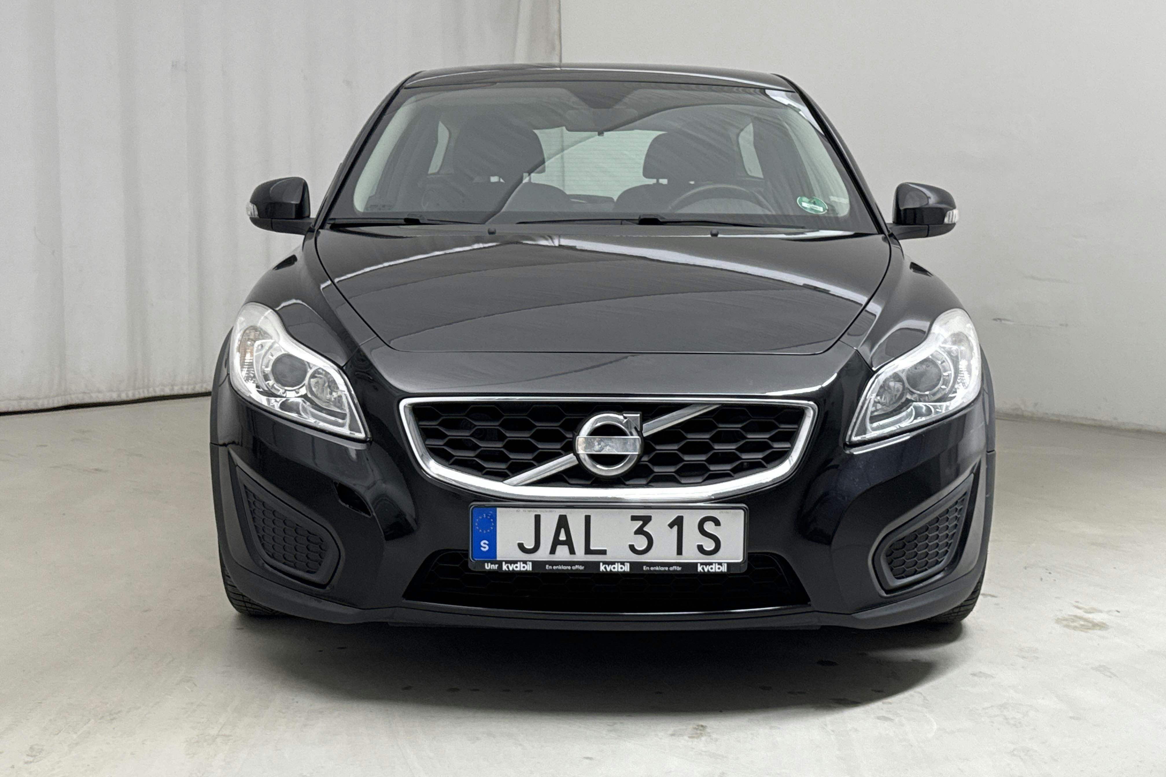Volvo C30 D2 (115hk) - 206 180 km - Käsitsi - must - 2013