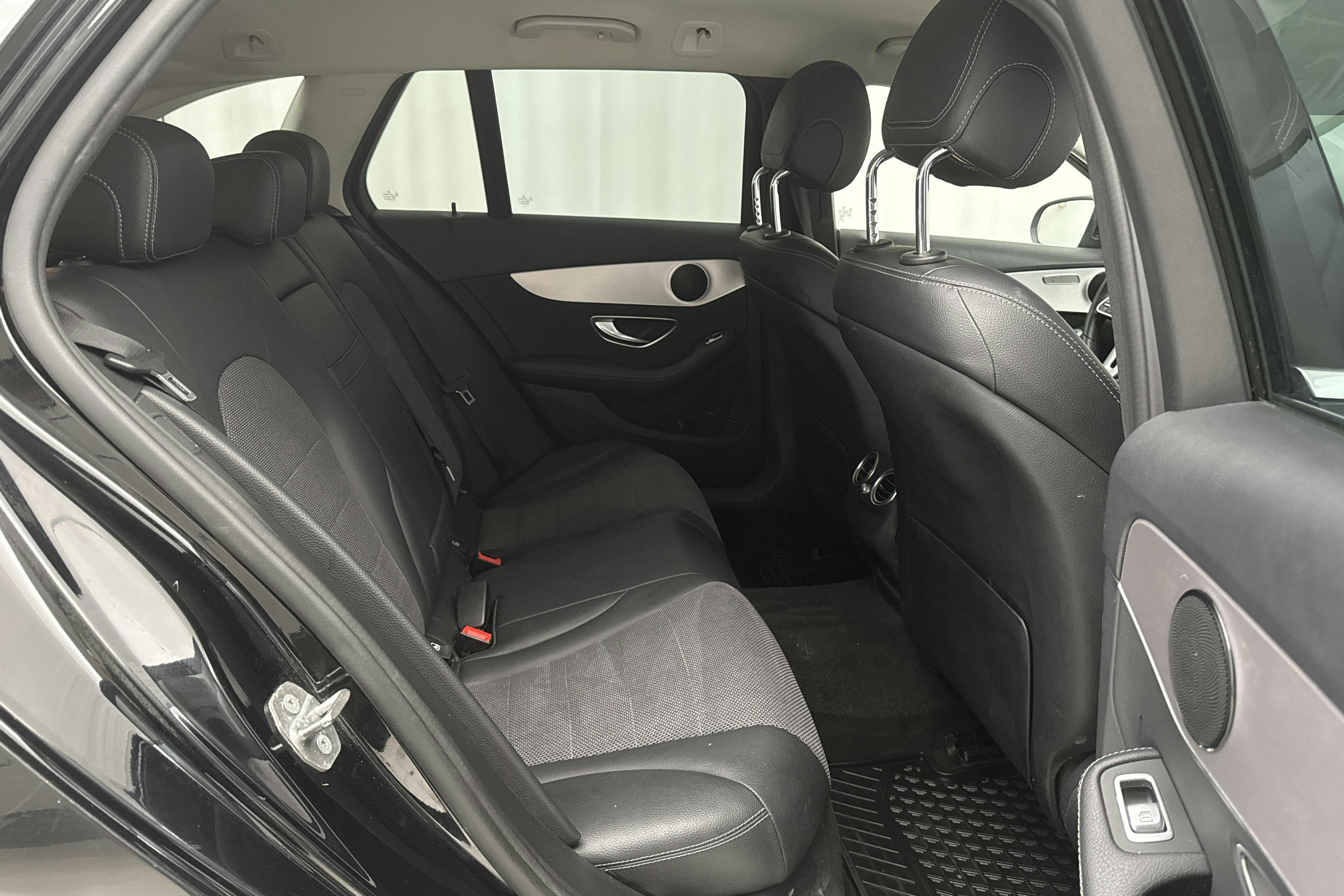 Mercedes C 200 d Kombi S205 (160hk) - 174 020 km - Automaatne - must - 2019