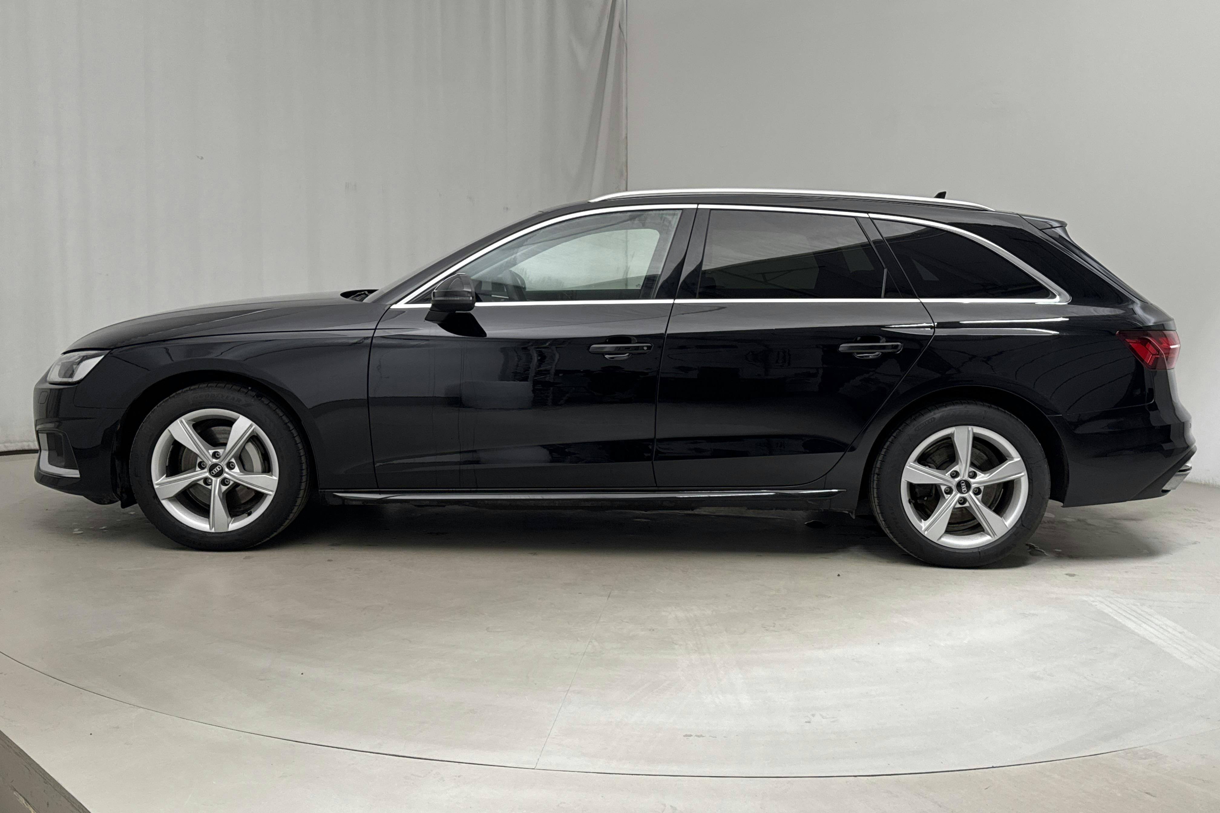 Audi A4 Avant 40 TDI quattro (204hk) - 153 400 km - Automaattinen - musta - 2022