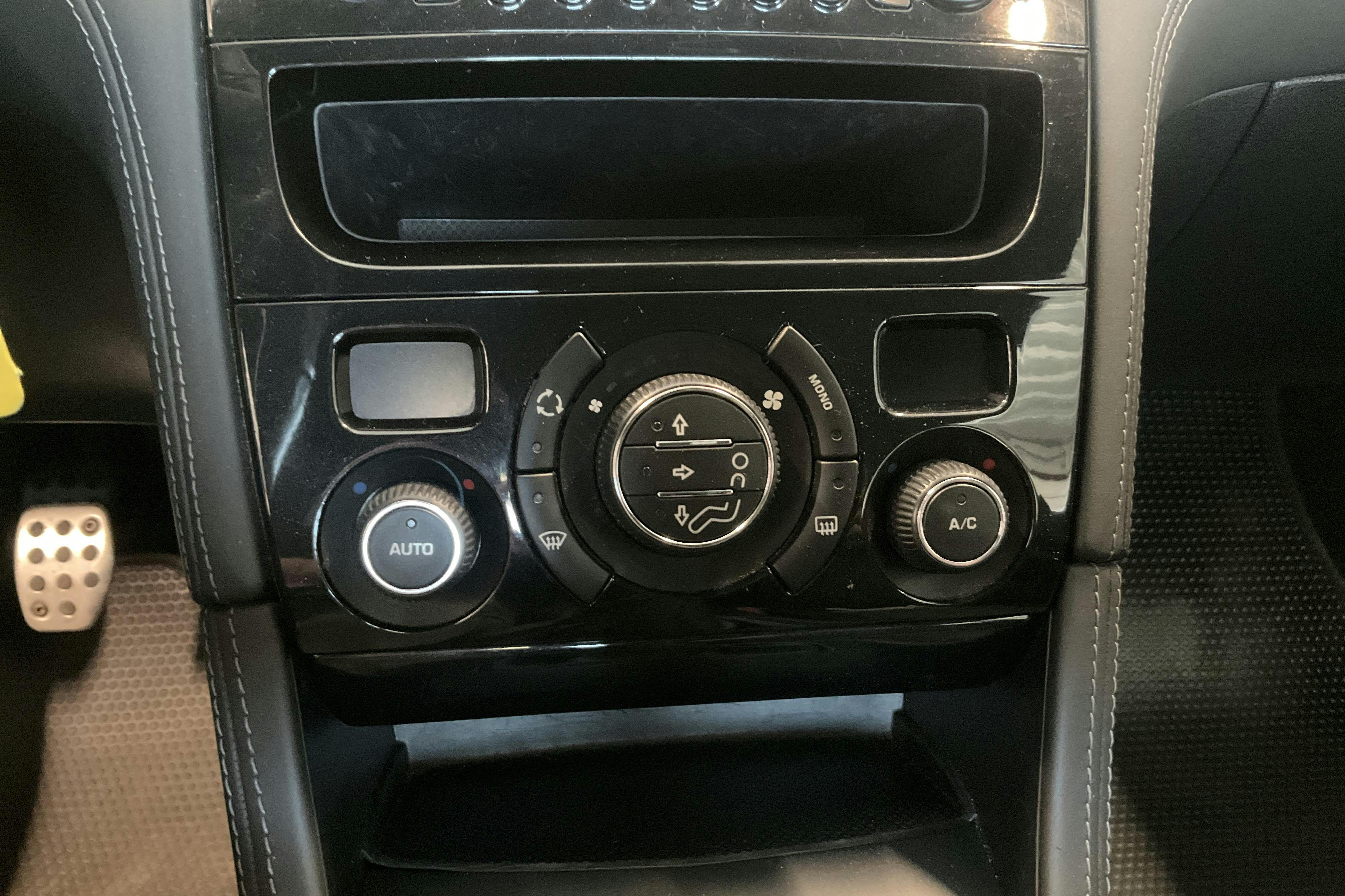 Peugeot RCZ 1.6 Turbo (156hk) - 14 567 mil - Manuell - vit - 2010