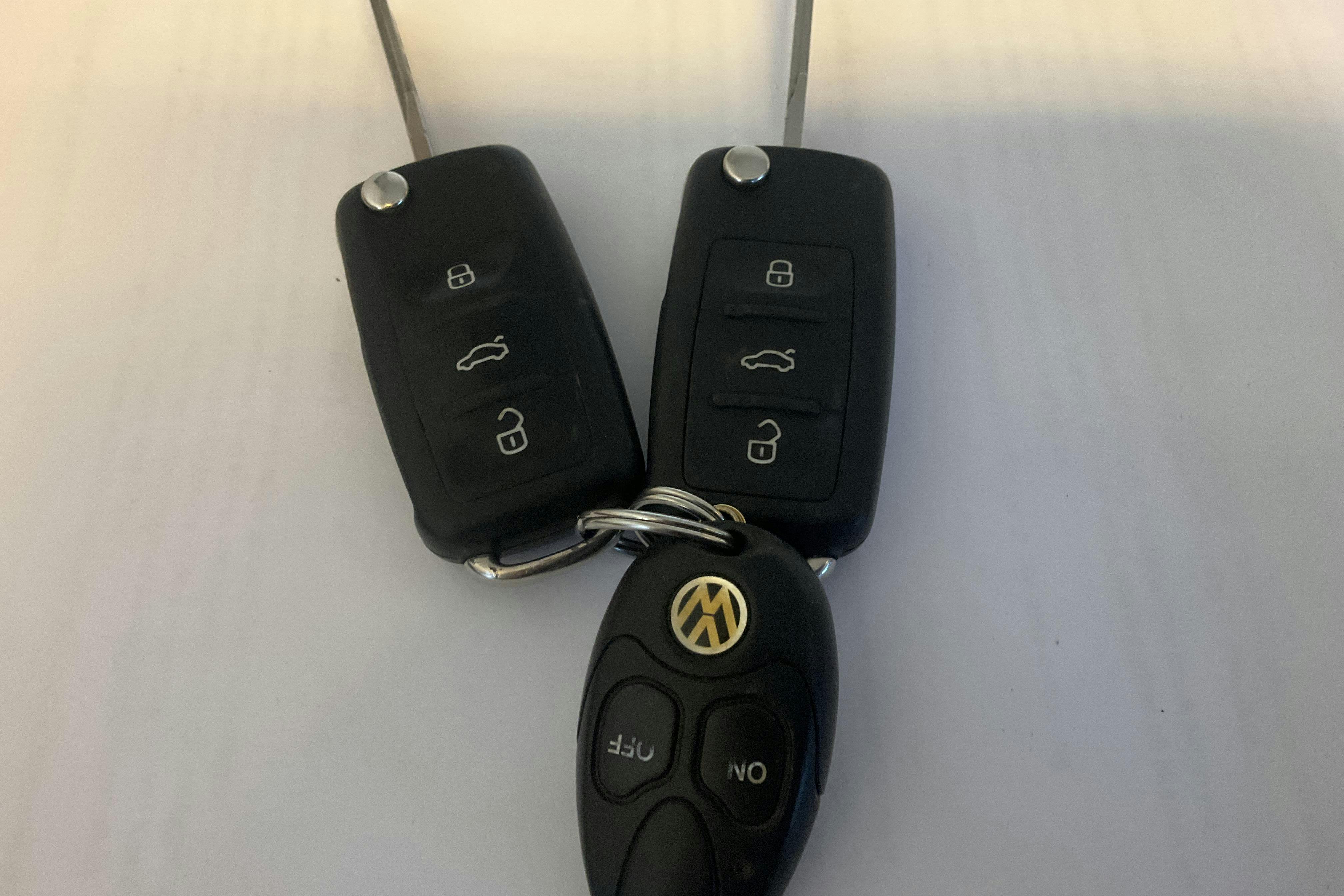 VW Caddy 2.0 TDI Maxi Skåp 4-motion (110hk) - 13 806 mil - Manuell - Dark Blue - 2015