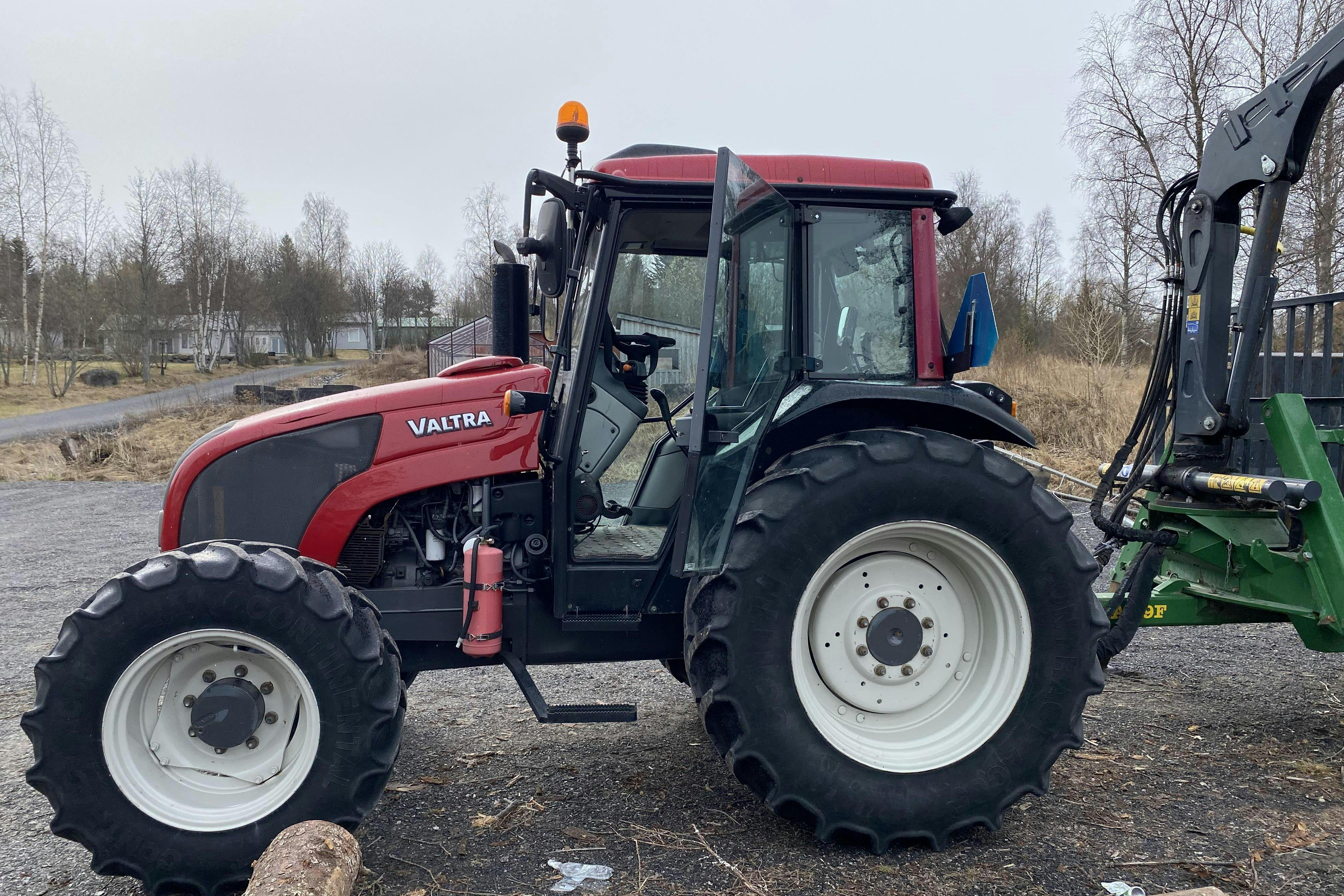 VALTRA A-SERIES A93 -  - punane - 2014