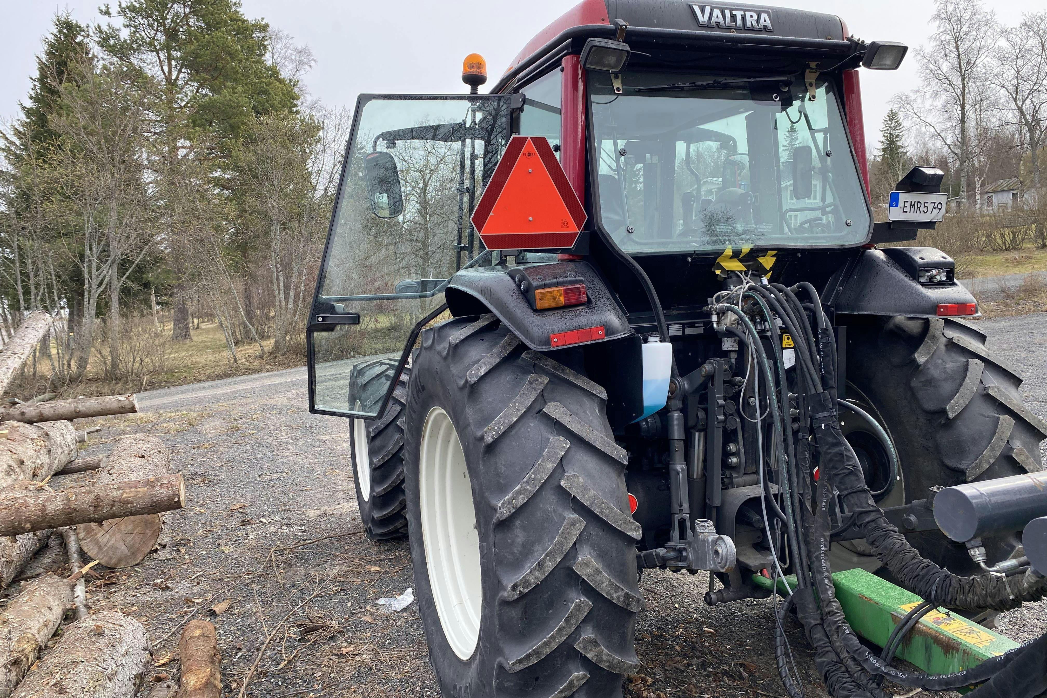 VALTRA A-SERIES A93 -  - punane - 2014