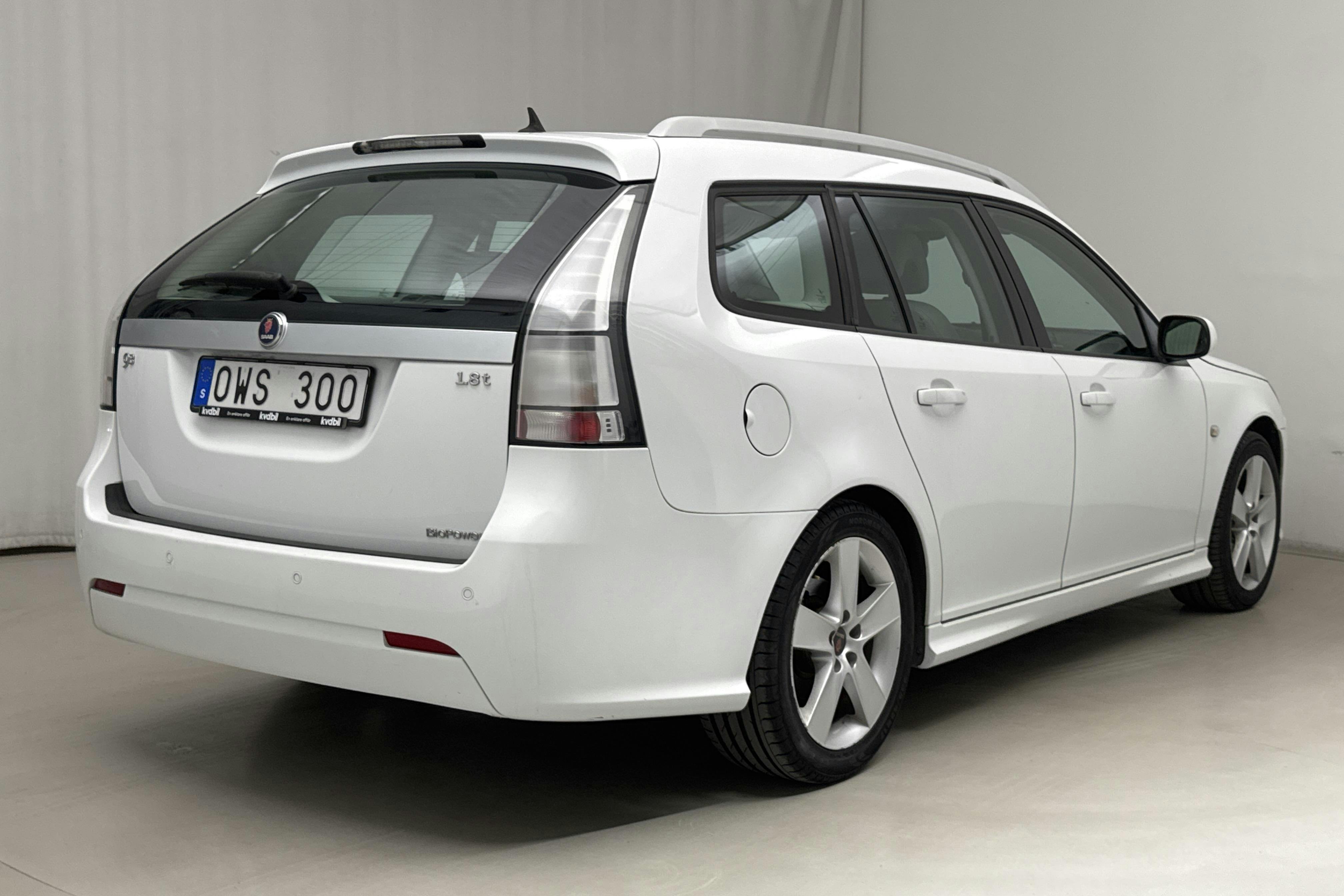 Saab 9-3 1.8t BioPower SportCombi (150hk) - 17 503 mil - Automat - vit - 2010