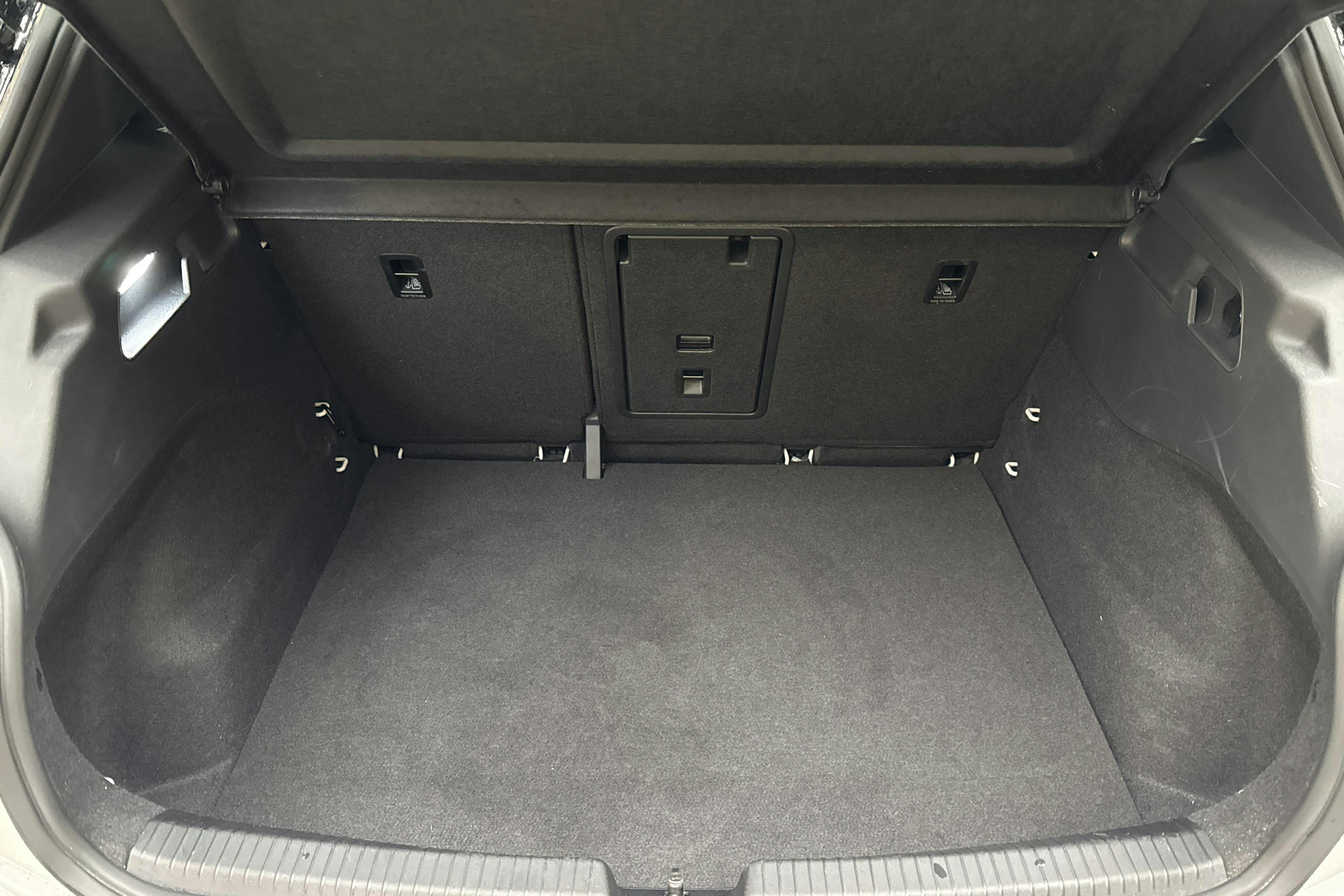 VW ID.3 77kWh (204hk) - 63 410 km - Automaatne - valge - 2022