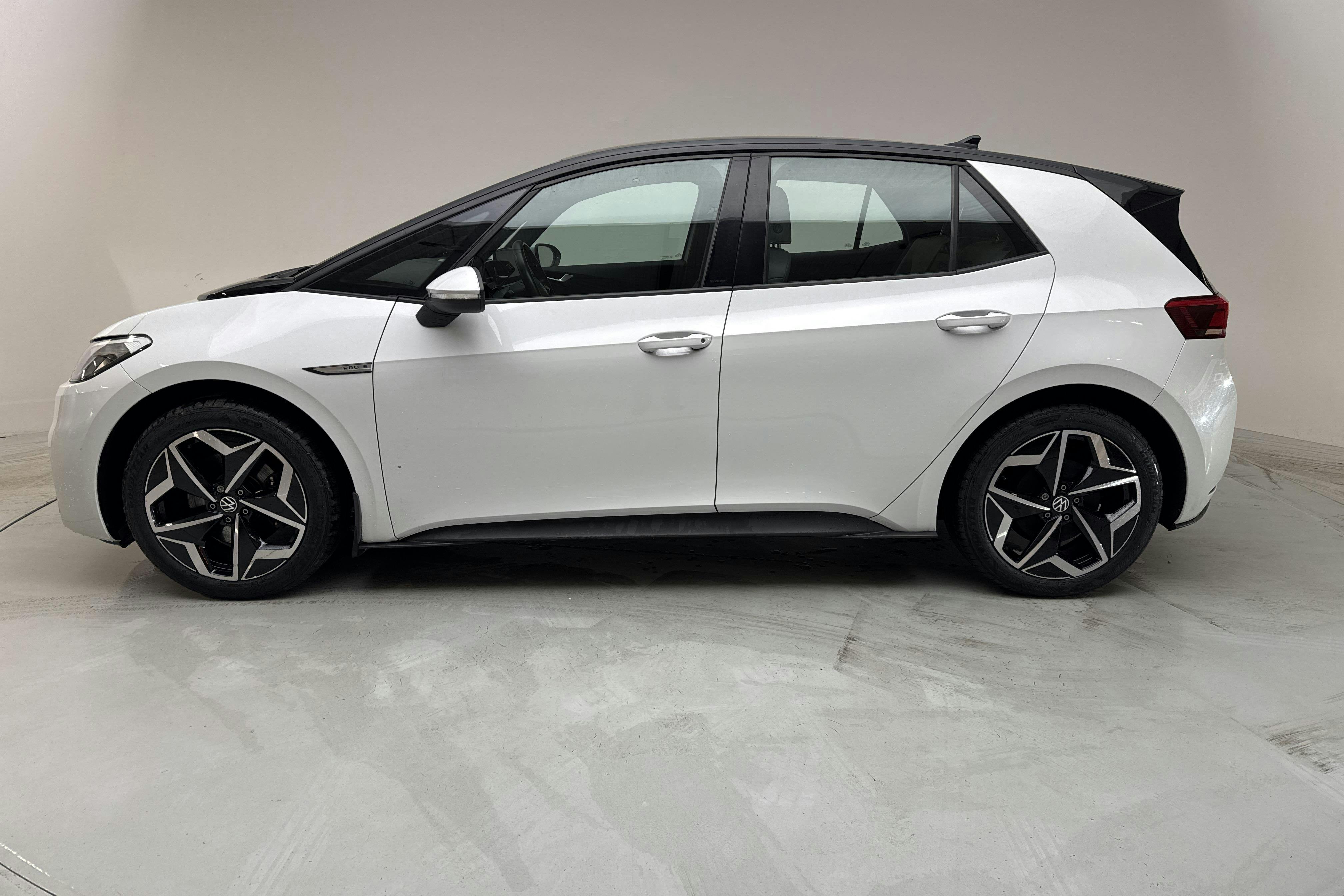 VW ID.3 77kWh (204hk) - 63 410 km - Automaatne - valge - 2022