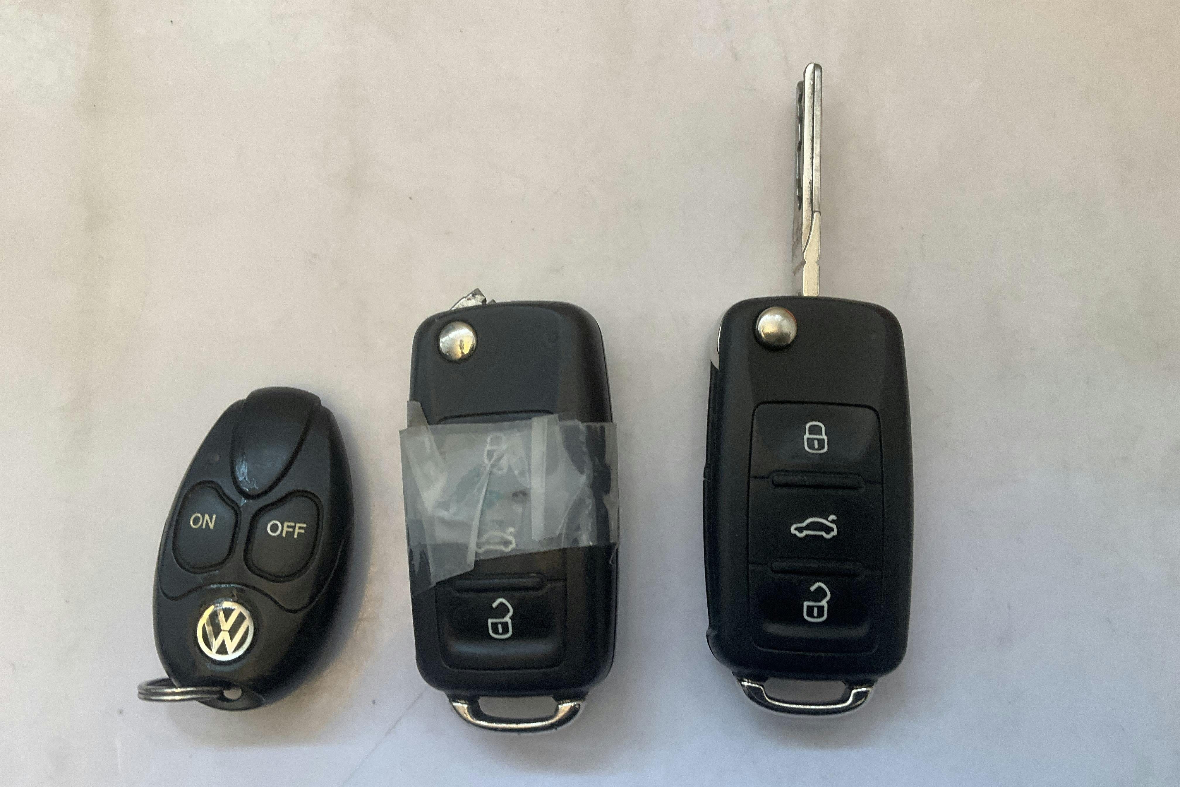 VW Caddy 2.0 TDI 4MOTION (150hk) - 14 444 mil - Automat - vit - 2016