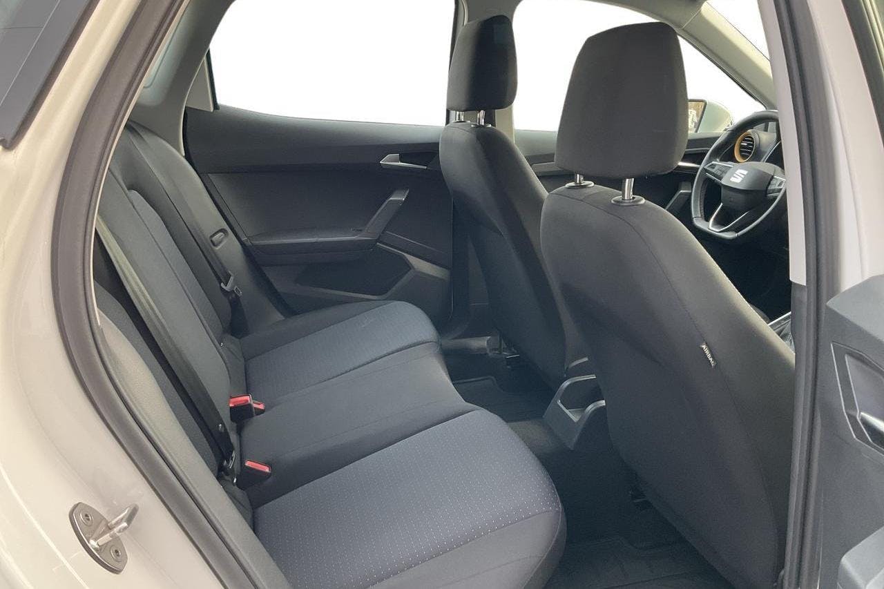 Seat Arona 1.0 TGI 5dr (90hk) - 103 440 km - Manual - white - 2023