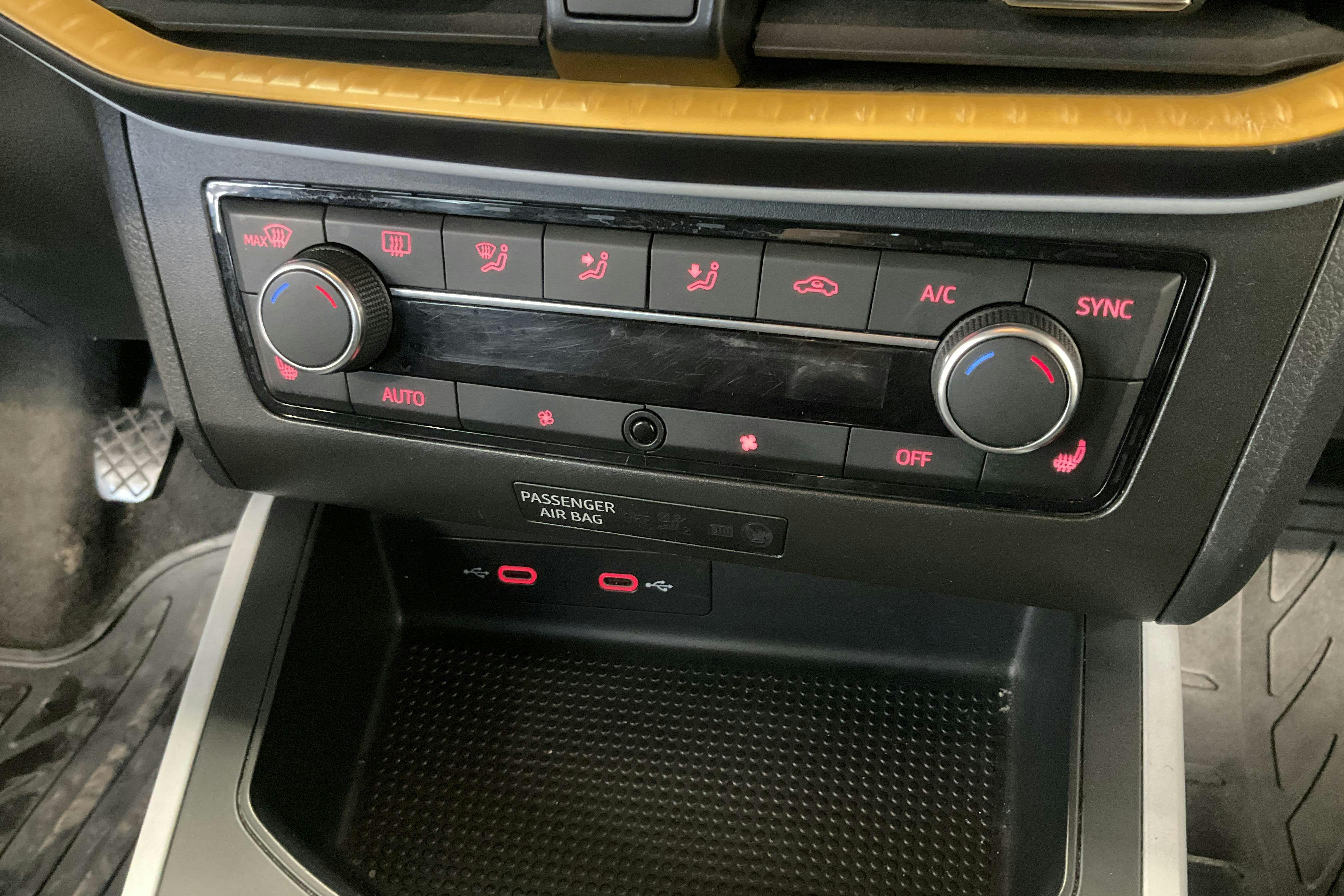 Seat Arona 1.0 TGI 5dr (90hk) - 103 440 km - Manual - white - 2023